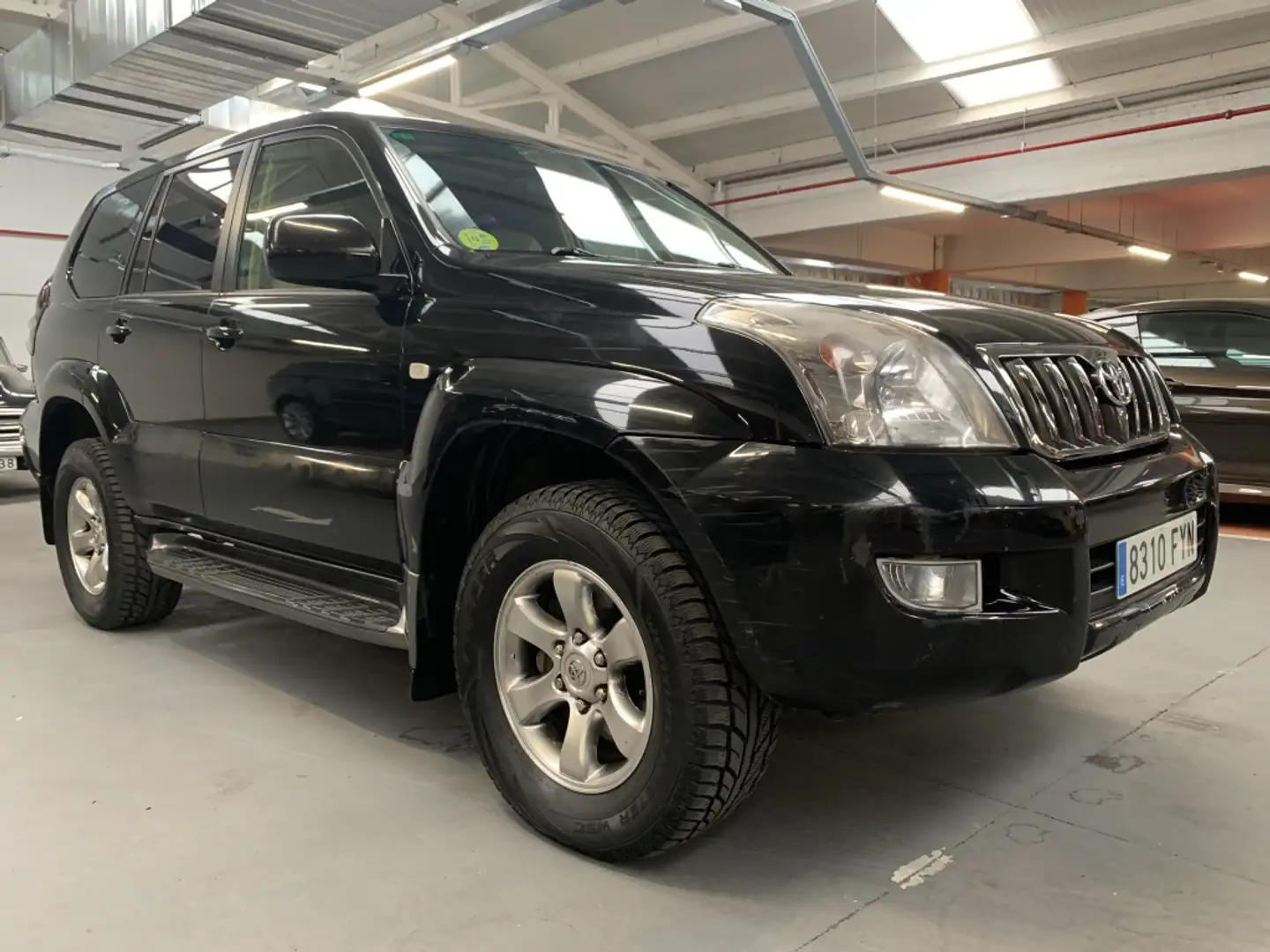 Toyota Land Cruiser D-4D VXL Schwarz - 2
