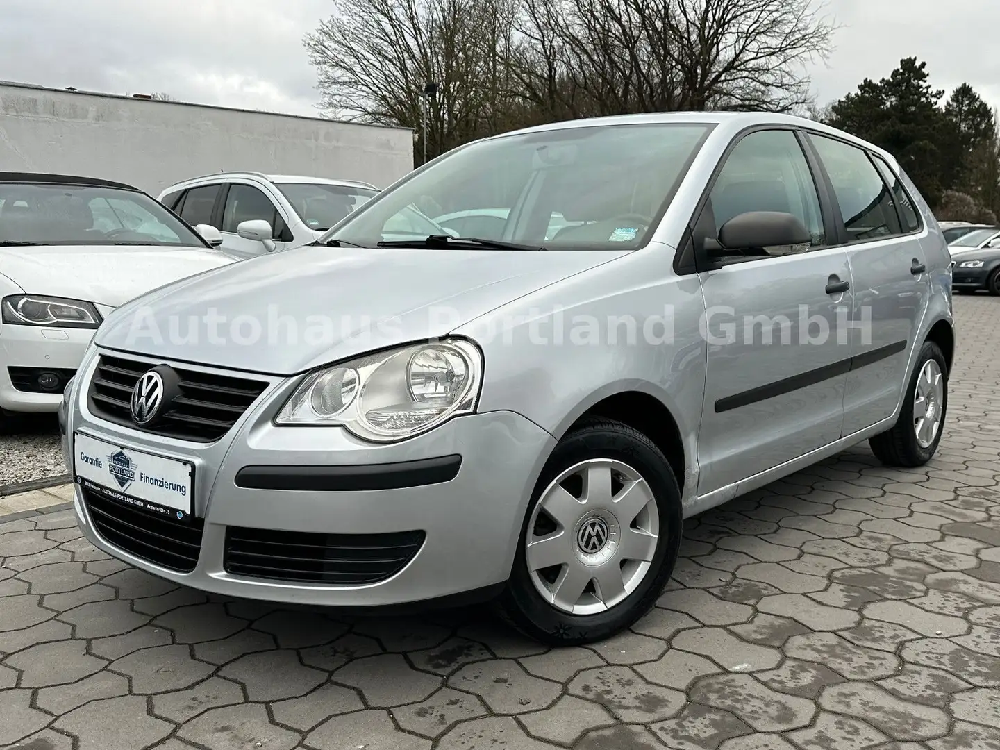 Volkswagen Polo IV Trendline/S-Heft/Klima/LMF/Isofix/HU Neu Argent - 2