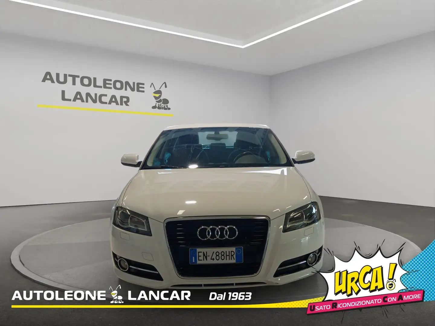 Audi A3 Sportback 1.6 TDI Ambition 105cv Blanc - 2