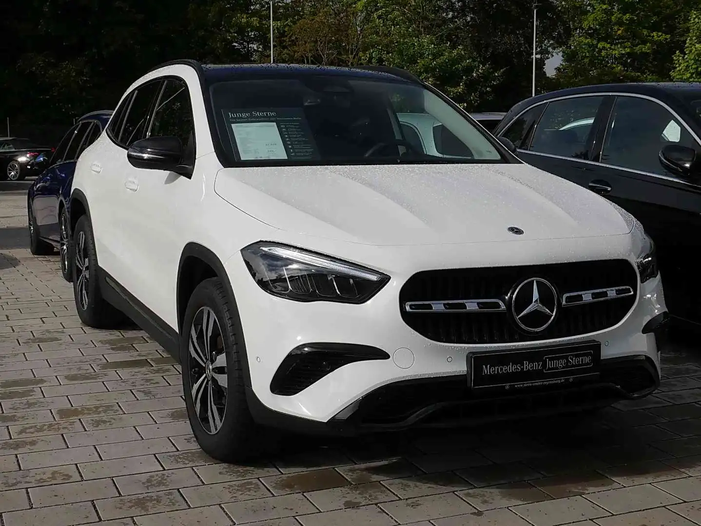 Mercedes-Benz GLA 250 4MATIC PROGRESSIVE+PANO+NIGHT+WINTER-PAK Blanc - 2