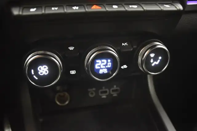 Renault Arkana view 11