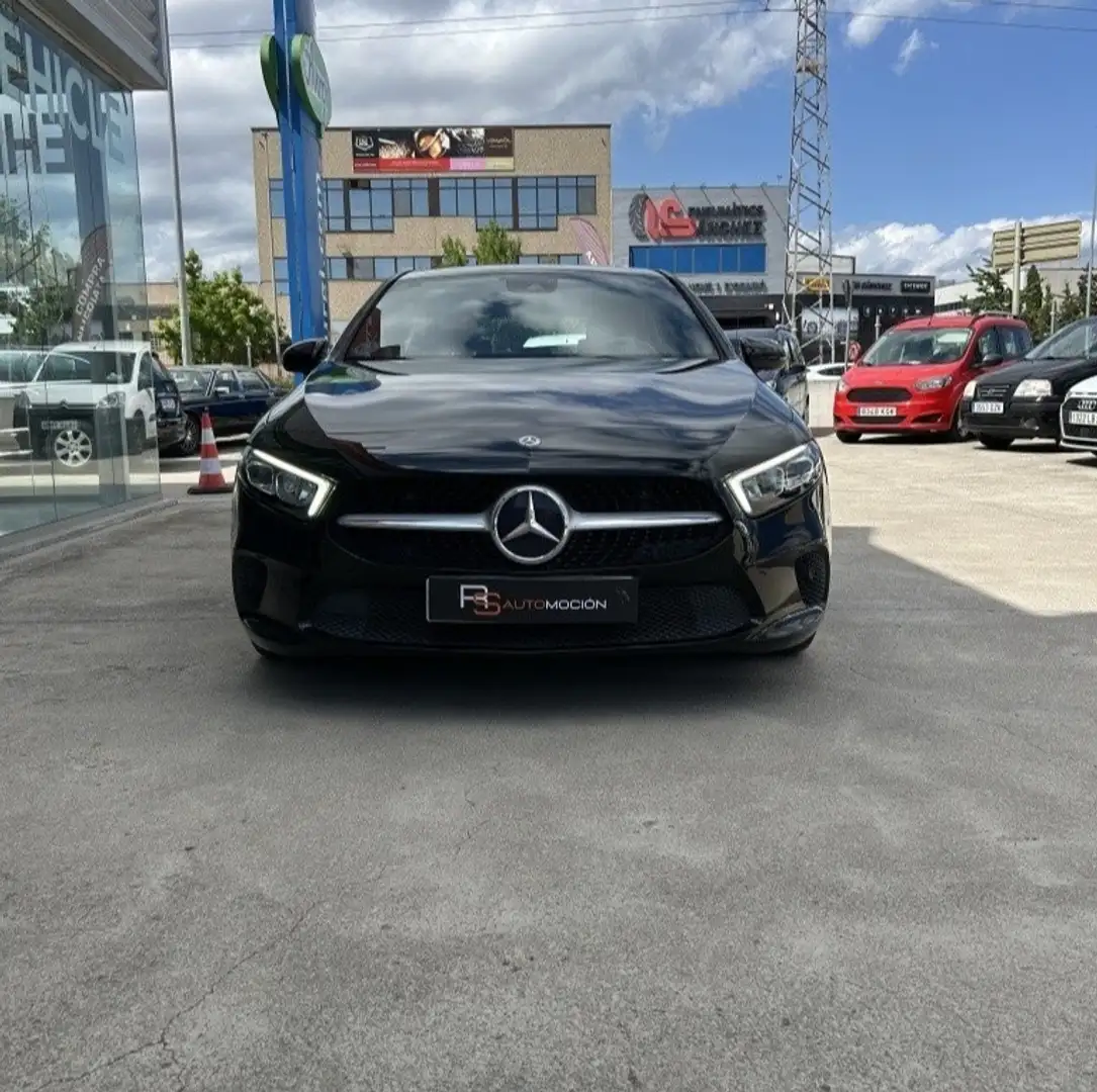 Mercedes-Benz A 200 200d 8G-DCT Schwarz - 2