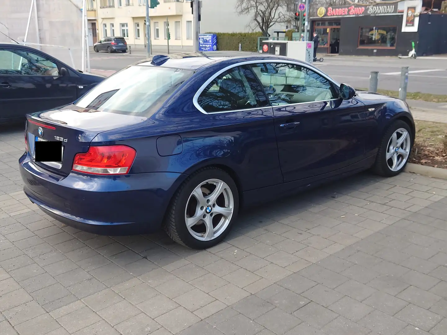 BMW 123 1er Coupe Diesel 123d Coupe Aut. Blau - 1