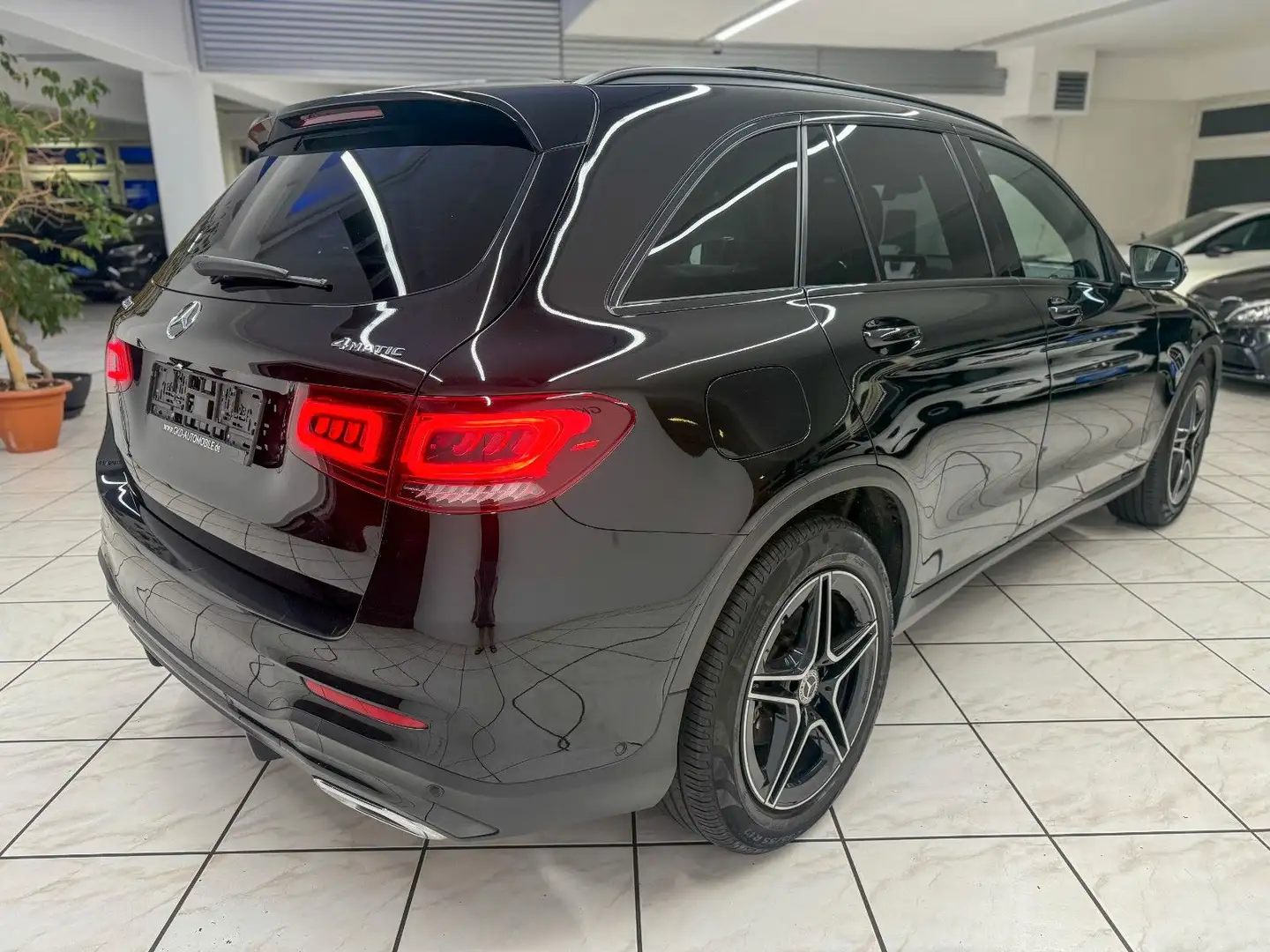 Mercedes-Benz GLC 200 4MATIC AMG Line*Night*Pano*Kam°*LED*Ambi Noir - 2