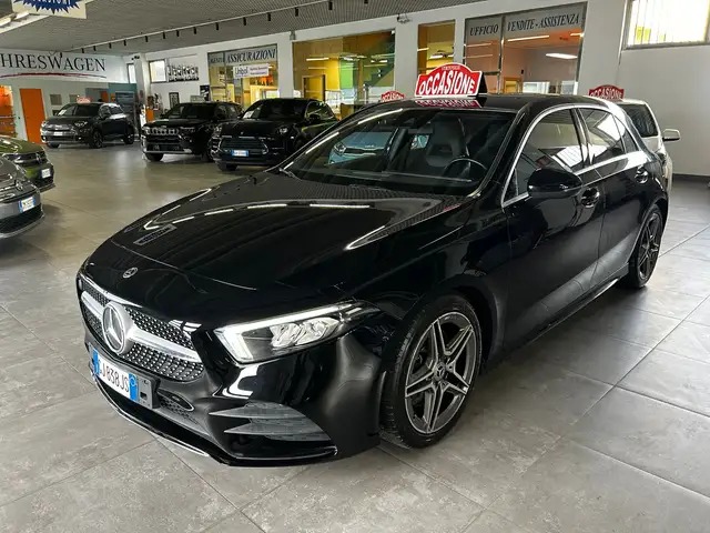 Mercedes-Benz A 220 d Premium auto