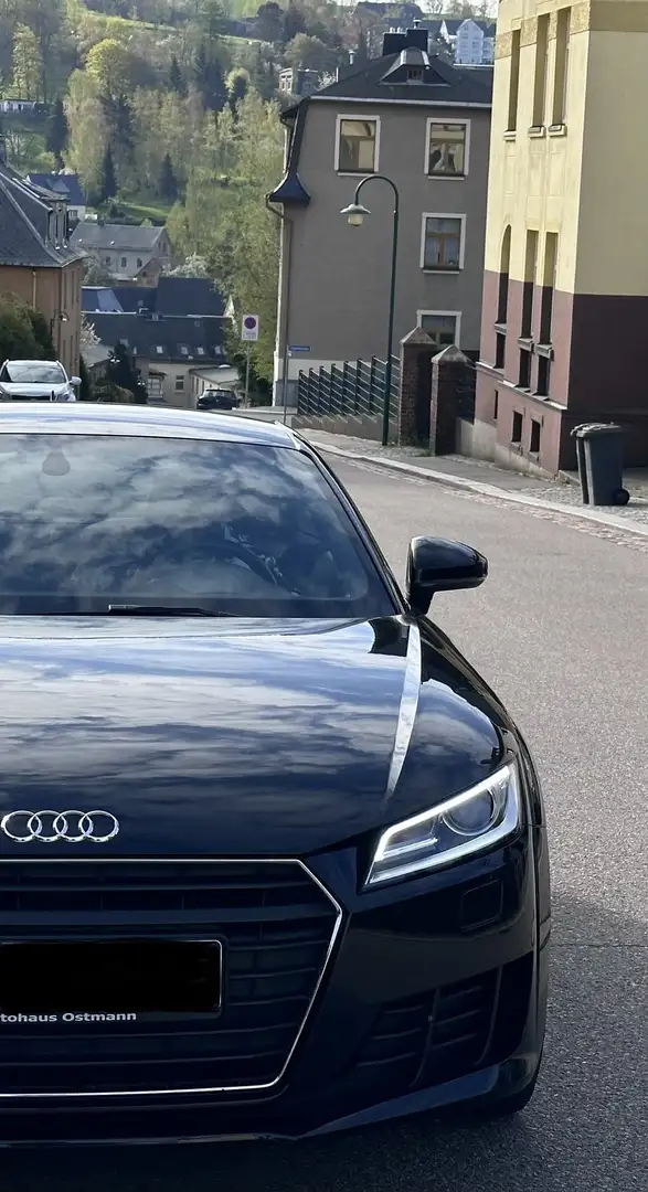 Audi TT Coupe 1.8 TFSI S tronic Schwarz - 1