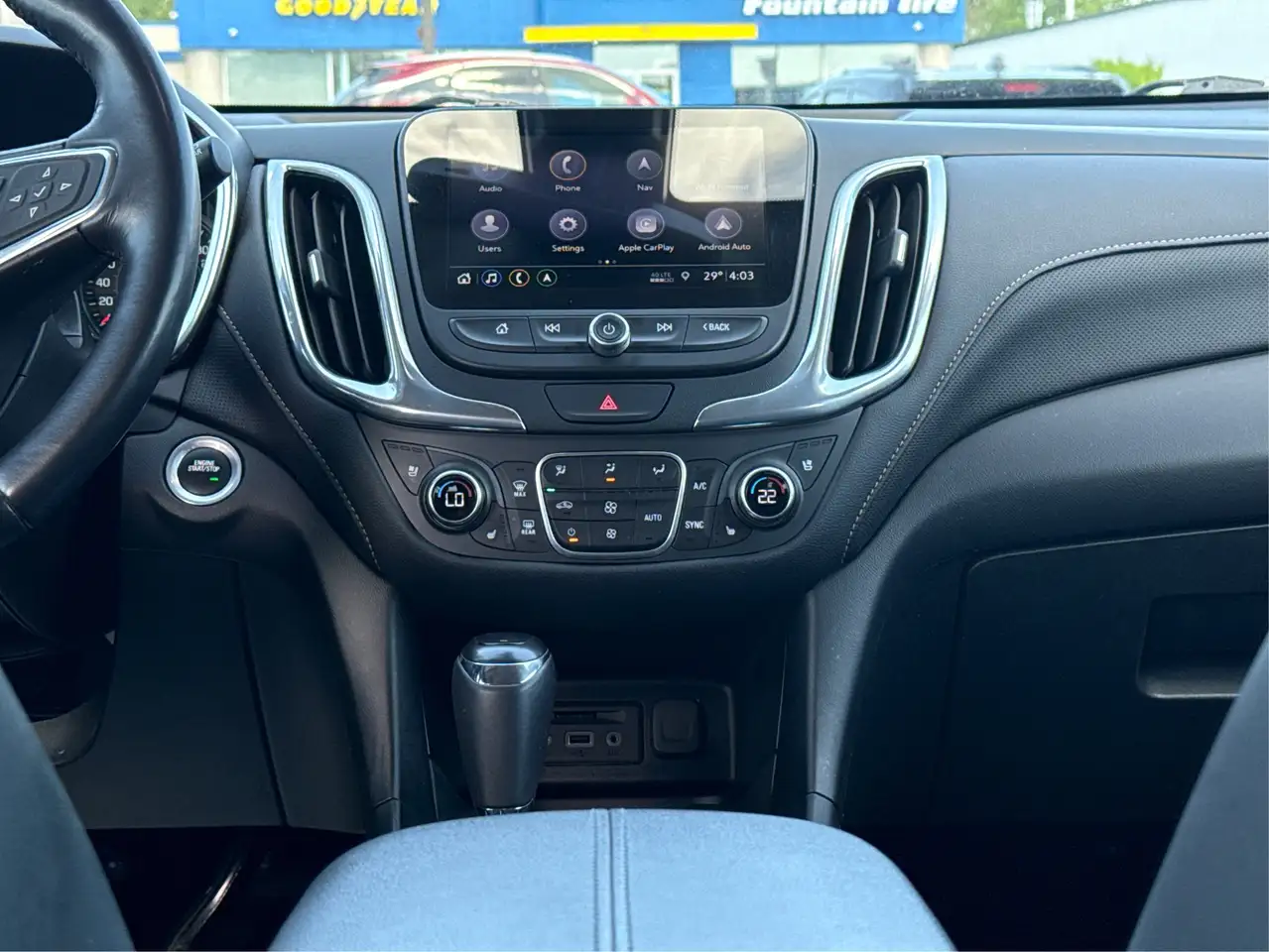 Chevrolet Equinox снимка Chevrolet Equinox