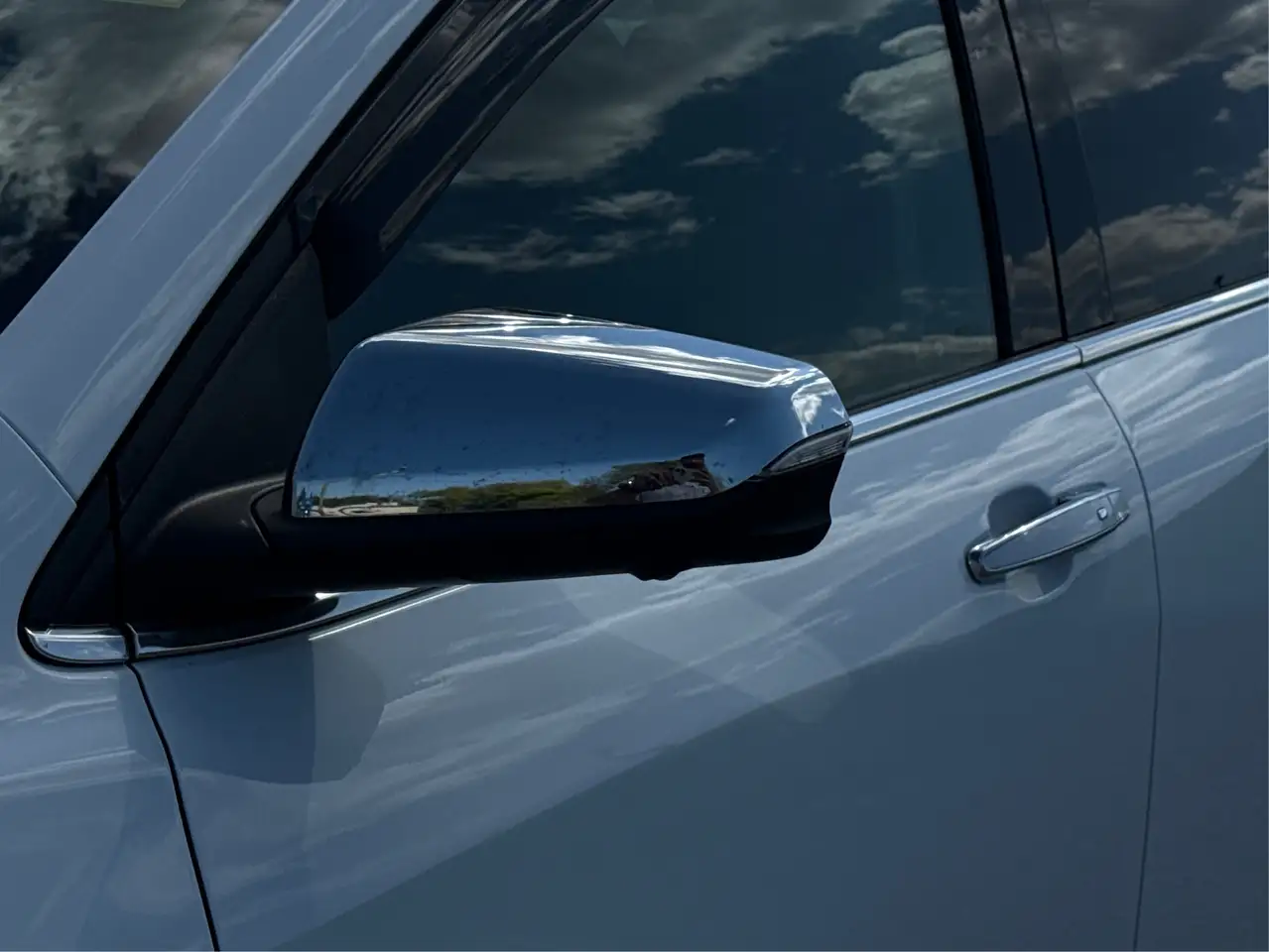 Chevrolet Equinox снимка Chevrolet Equinox