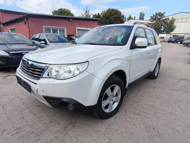 Subaru Forester Exclusive 2.0/ LPG/TÜV NEU/LEDER/AUTOMATIK