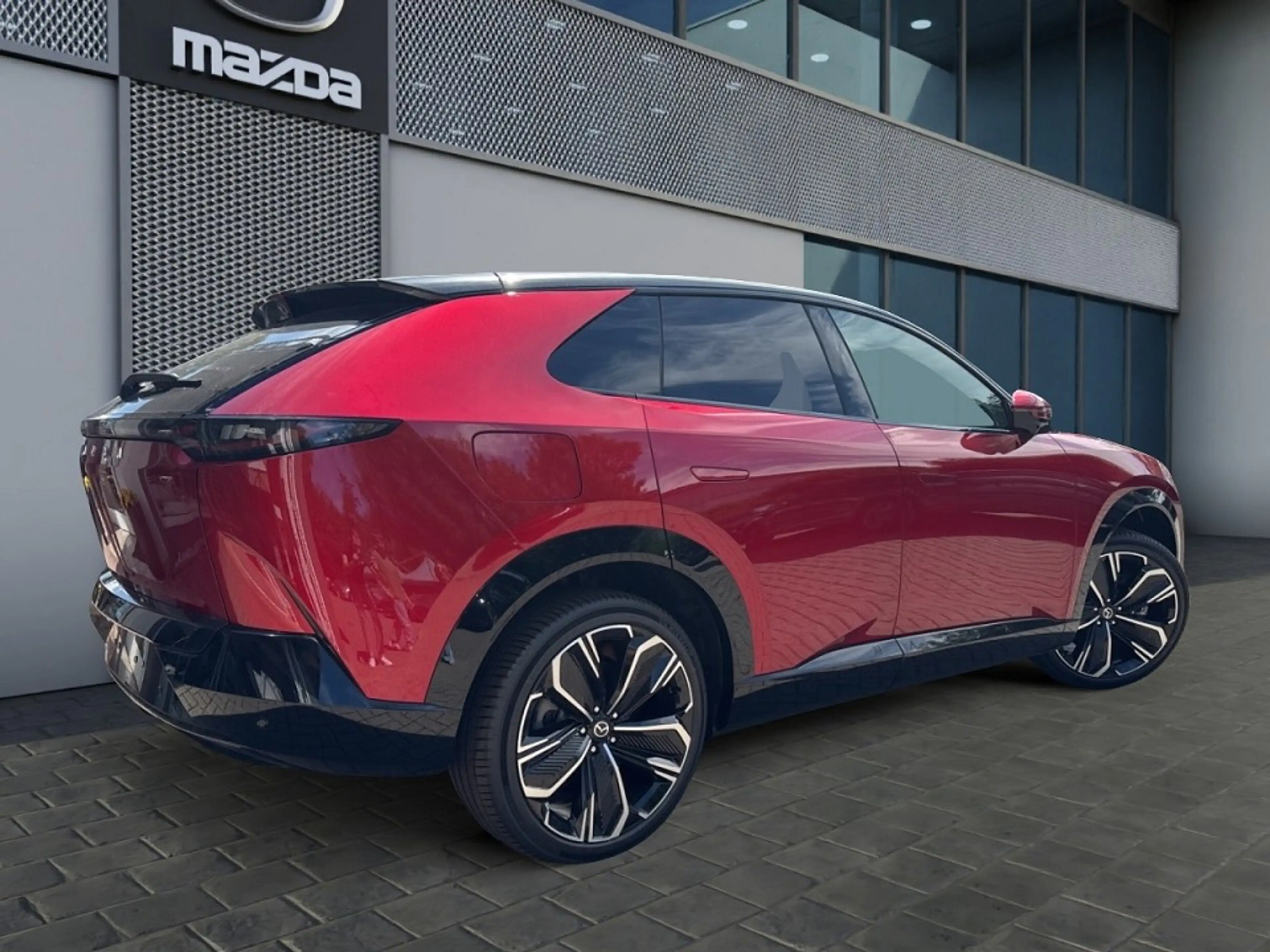 Mazda CX-6e EV 258 RWD AT TAKUMI — photo 4