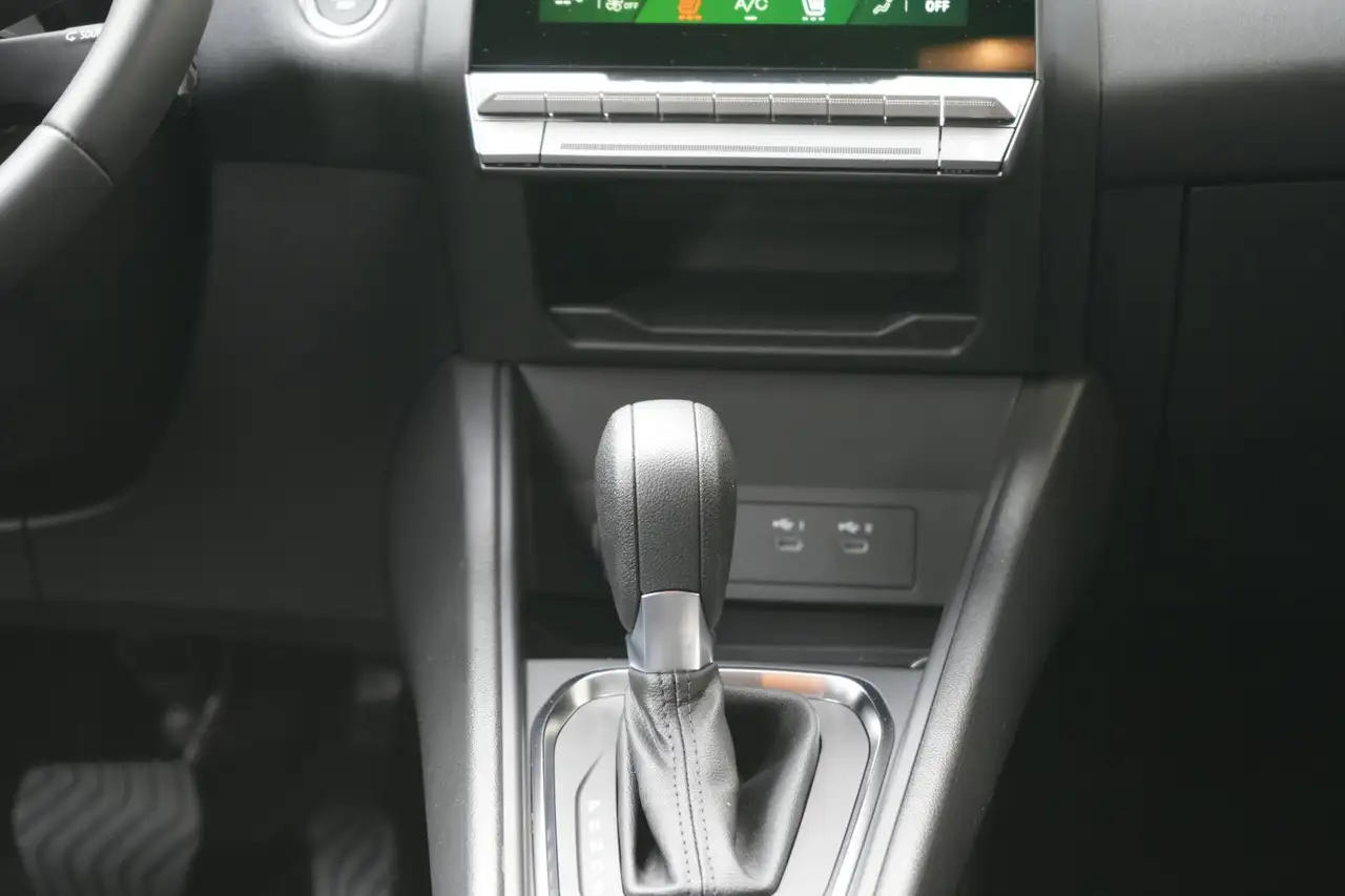 Renault Symbioz E-TECH Full Hybrid 145 Evolution Sitzh. 1Hd. E-TE 33