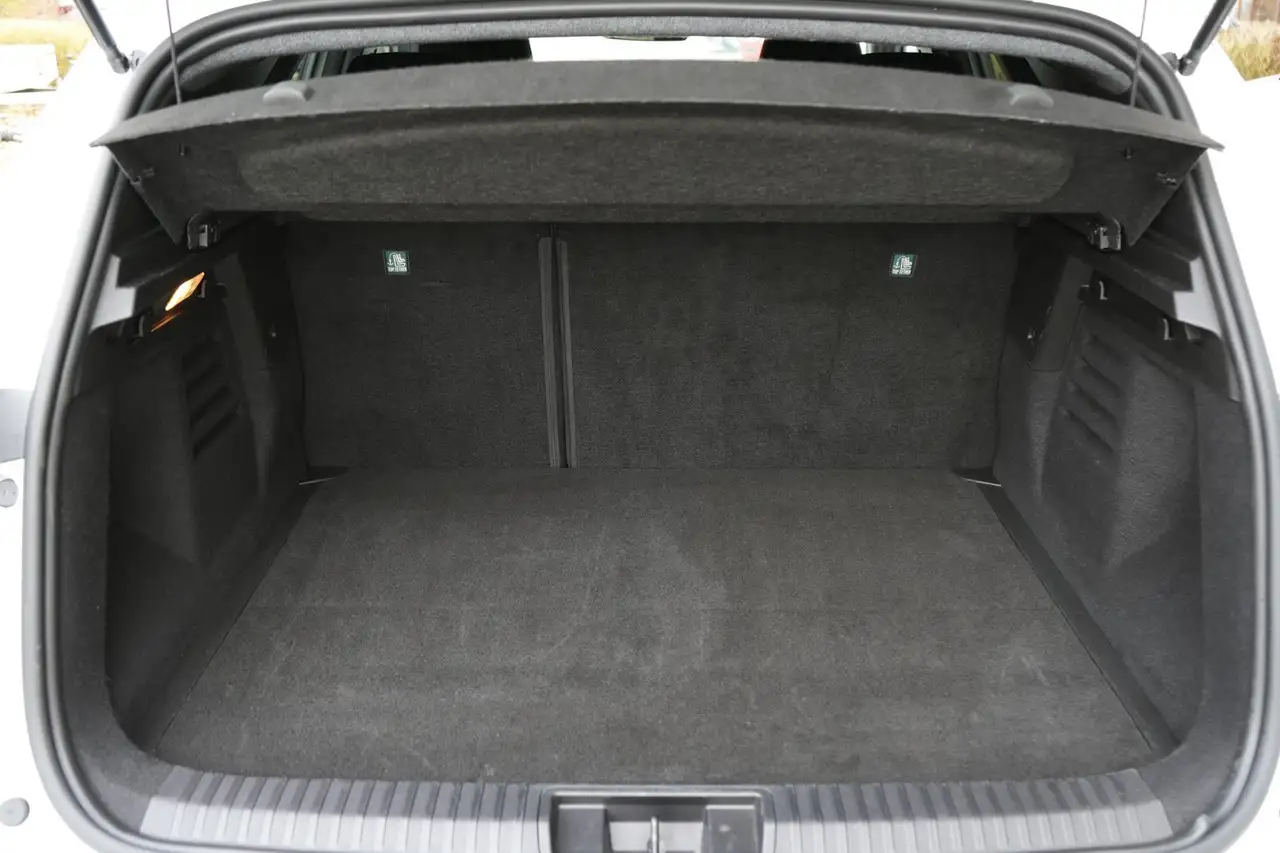Renault Symbioz E-TECH Full Hybrid 145 Evolution Sitzh. 1Hd. E-TE 17