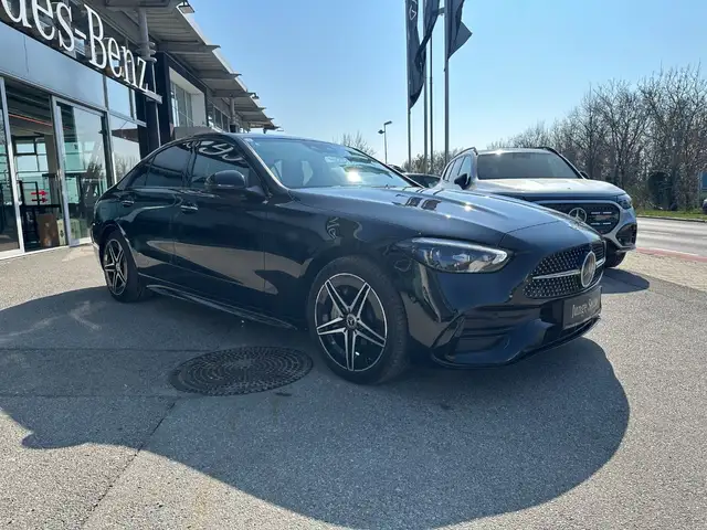 Mercedes-Benz C 300 de 4MATIC mit EQ Hybrid Technologie AMG Ansicht 6