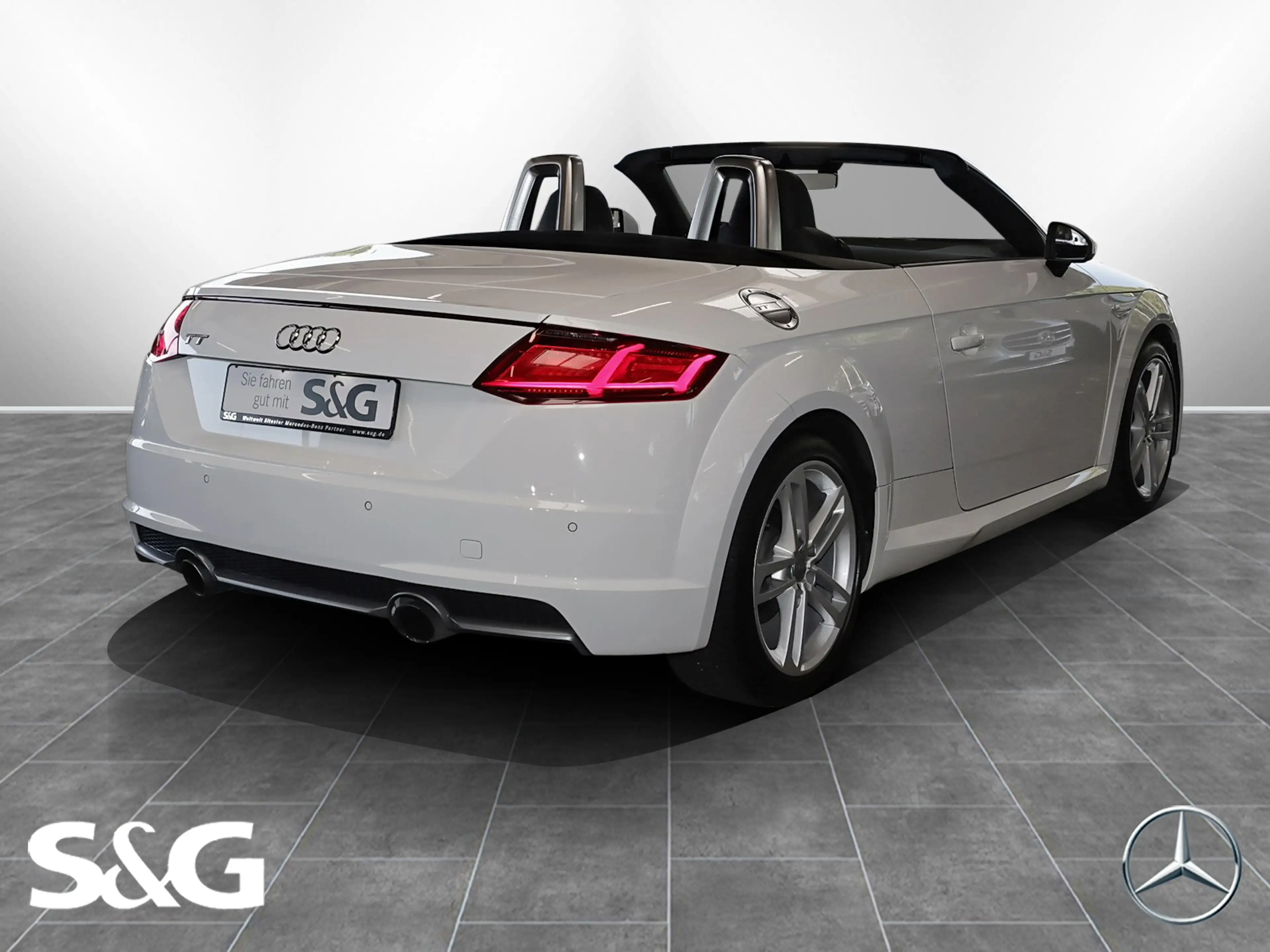 Audi TT 1.8 TFSI Roadster — photo 2