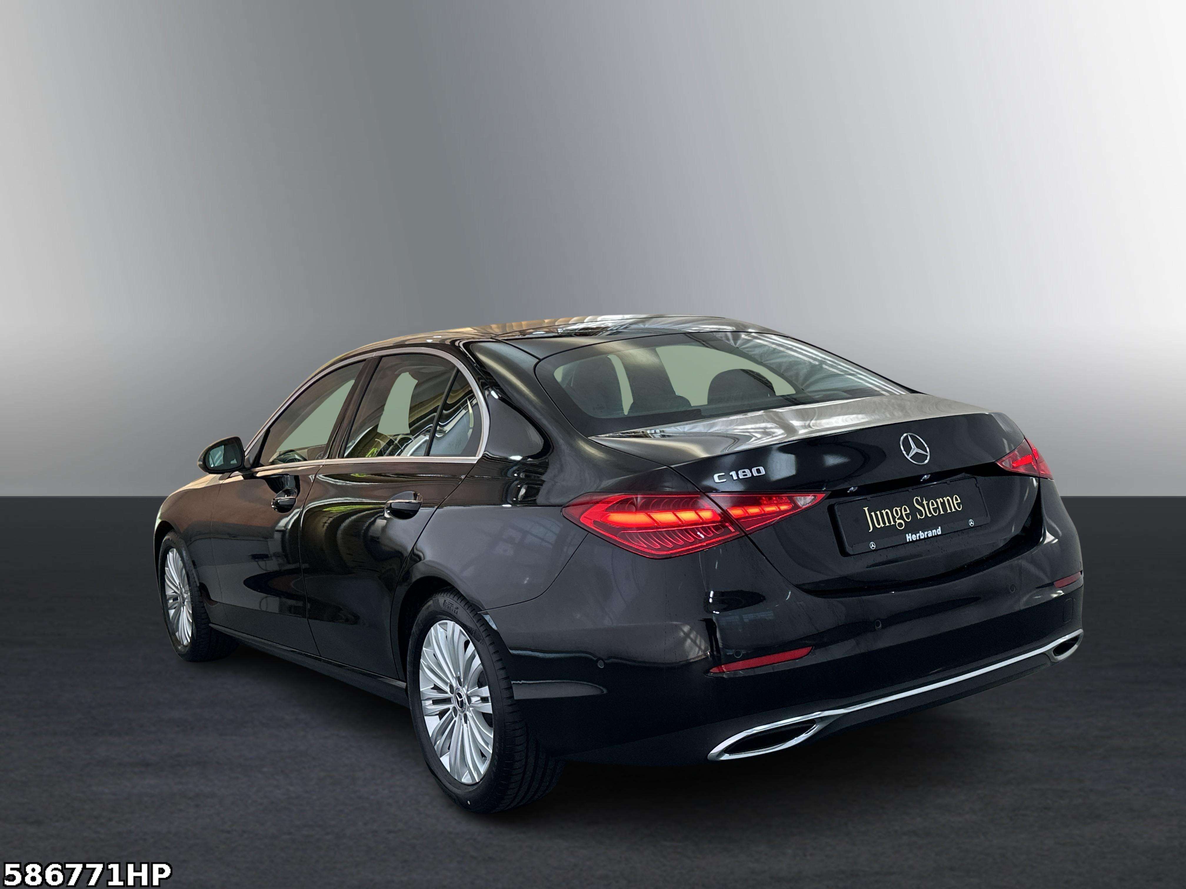 Mercedes-Benz C 180