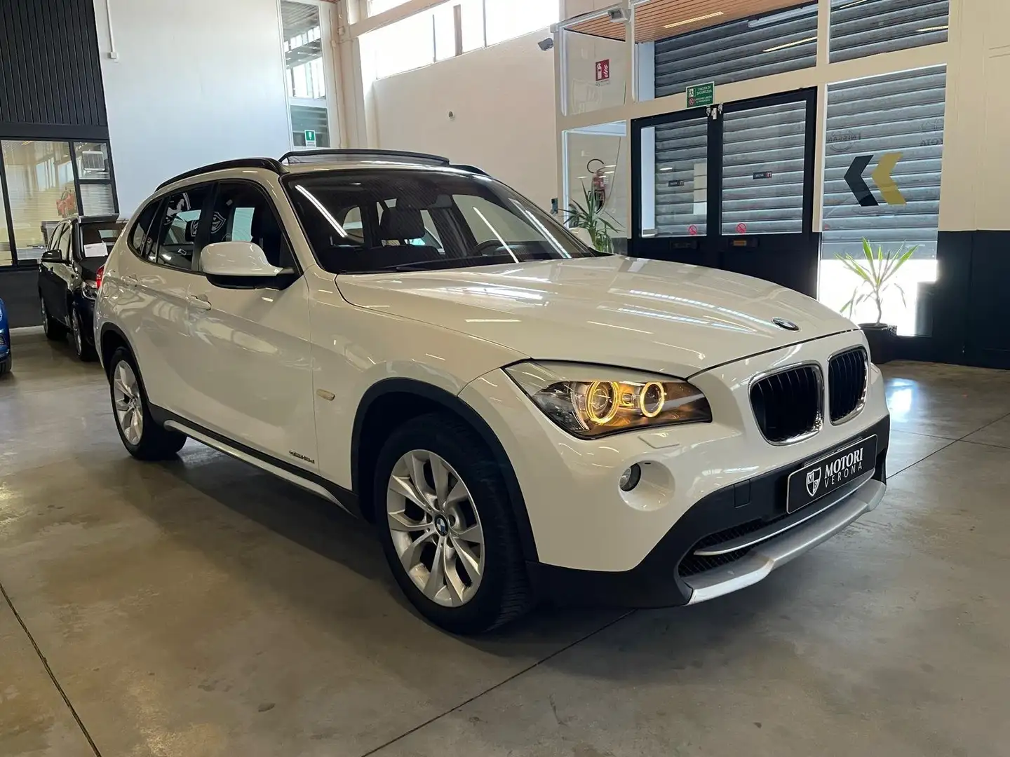 BMW X1 X1 E84 sdrive18d Futura White - 2