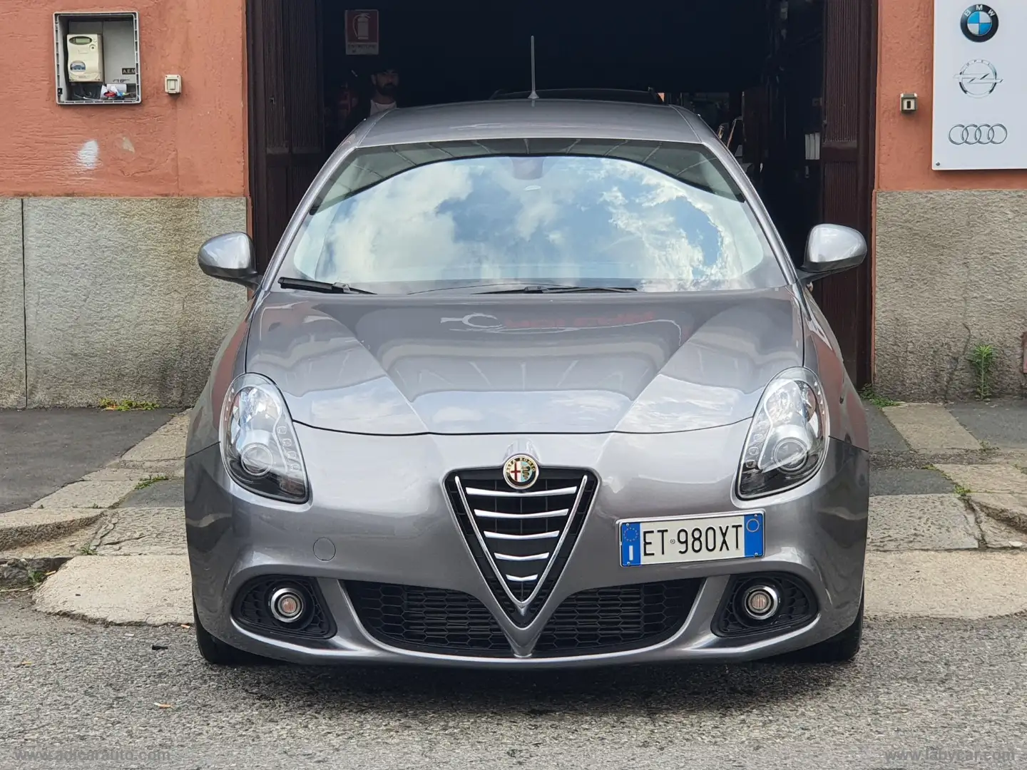Alfa Romeo Giulietta 1.6 JTDm-2 105 CV Schwarz - 2