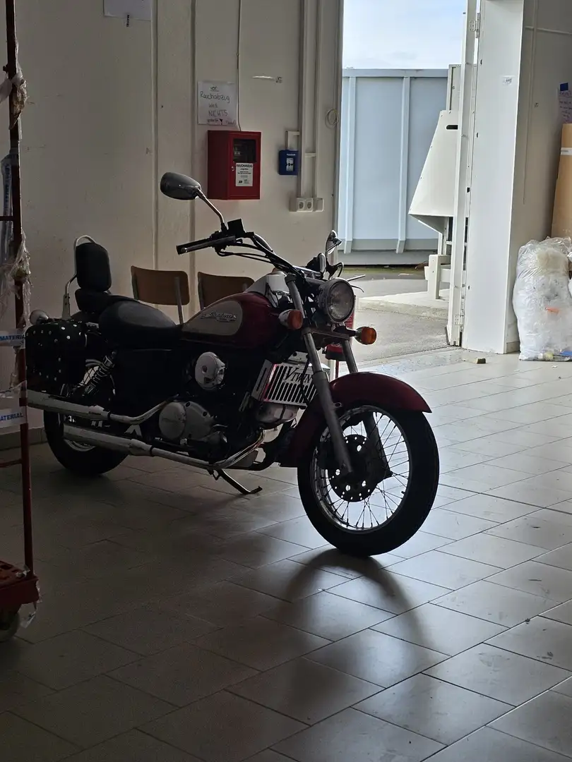 Honda Shadow 125 Rosso - 1