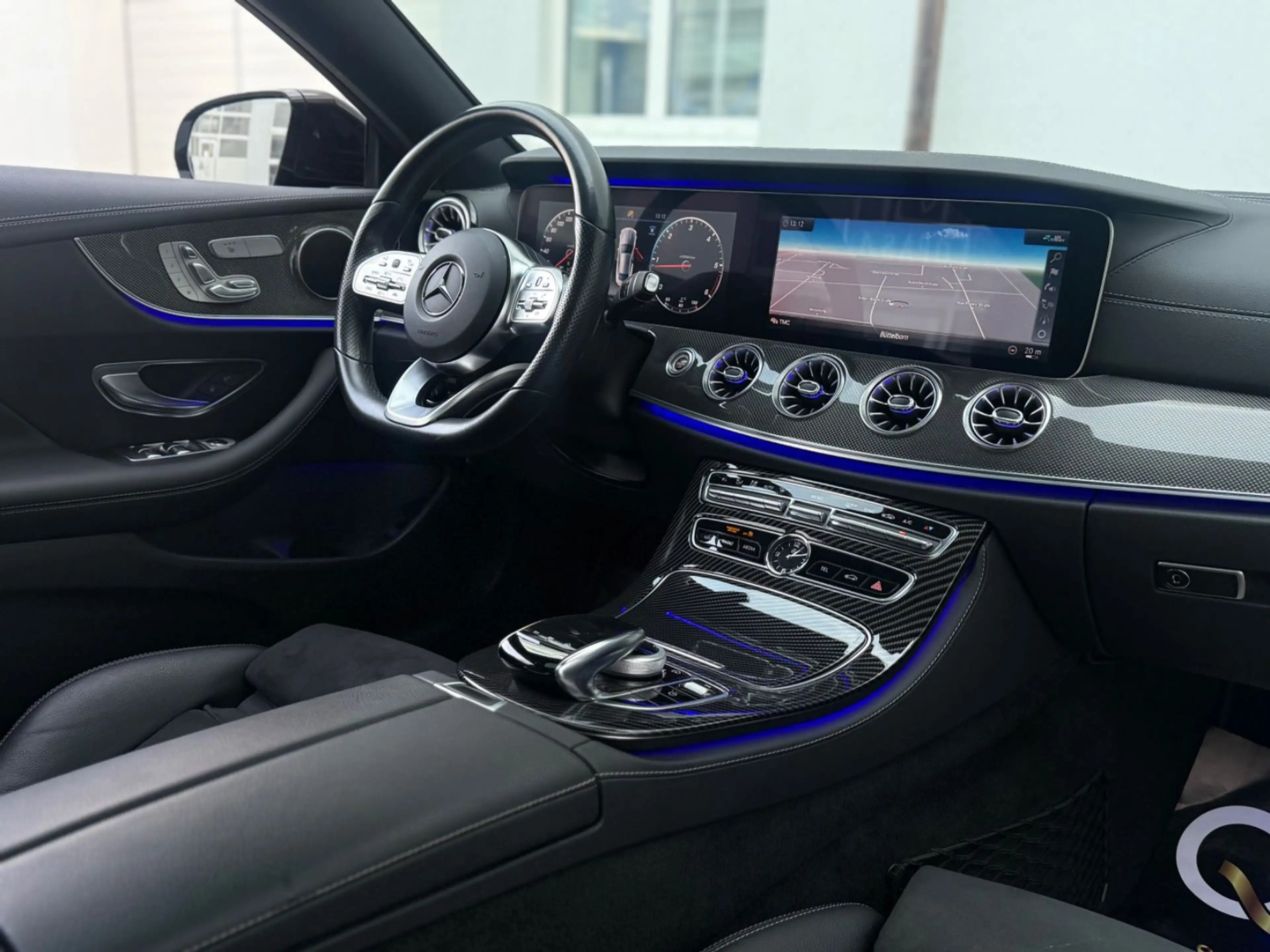 Mercedes-Benz E 220 Coupe 9G AMG NIGHT*PANO*SPUR*MEMORY*KAMERA — photo 8