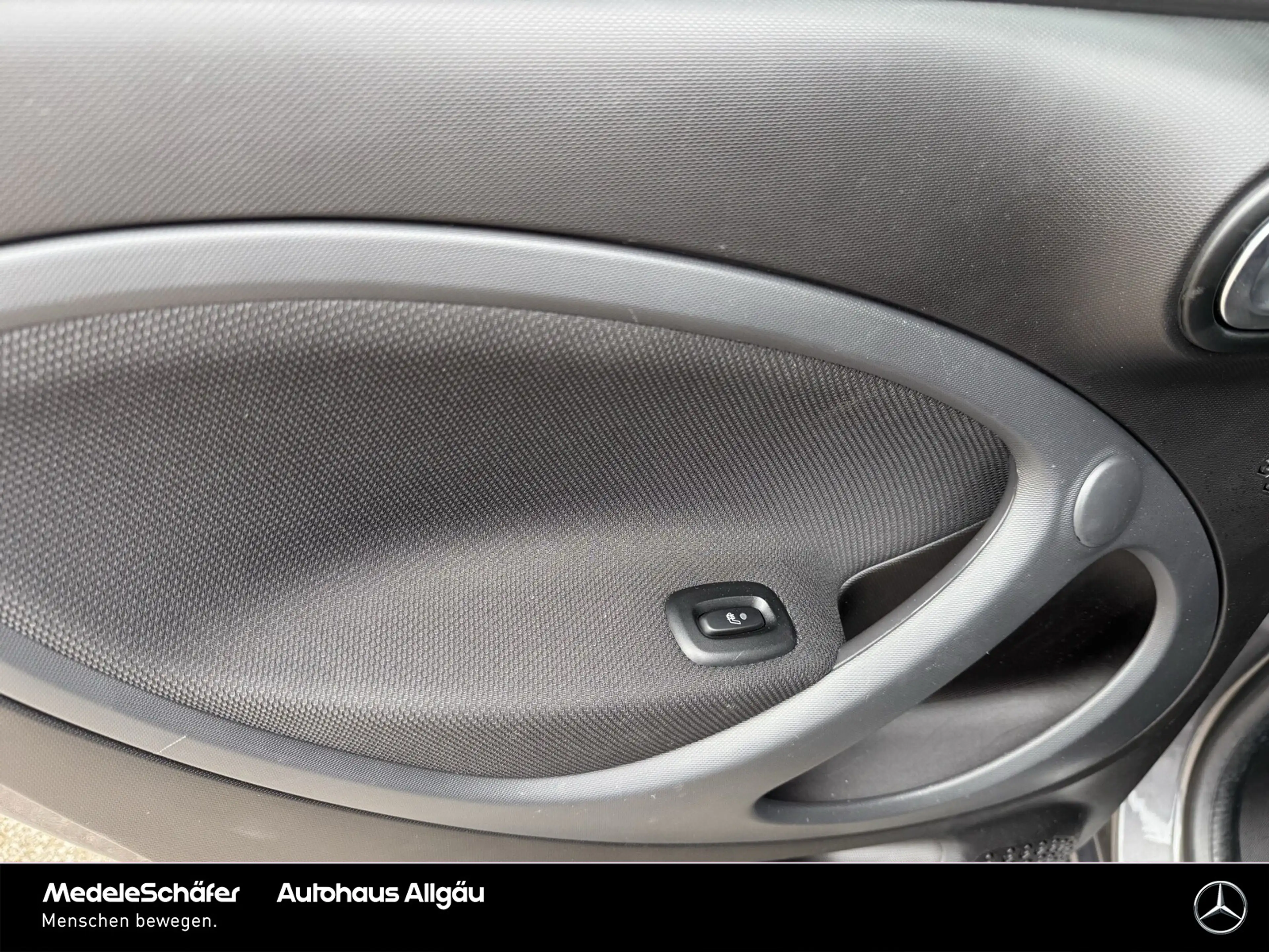 smart forFour forfour EQ passion Ganzjahresreifen Kam Lenkheiz — photo 9