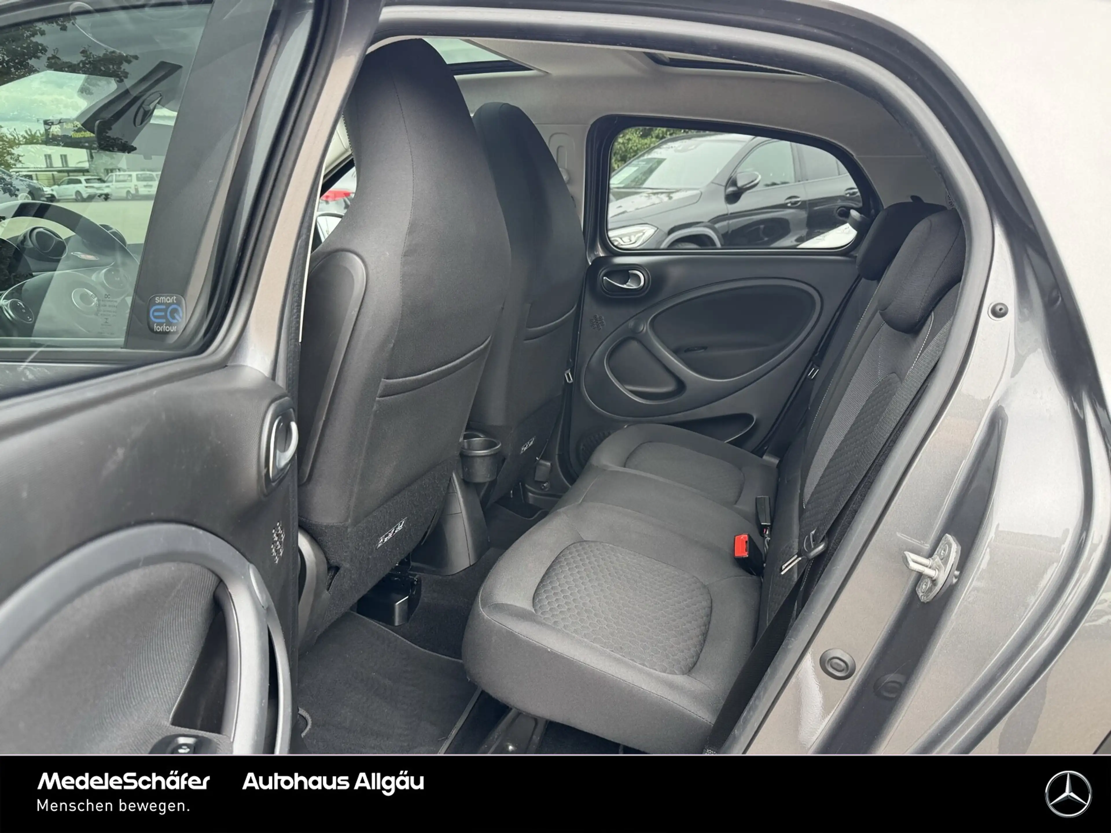 smart forFour forfour EQ passion Ganzjahresreifen Kam Lenkheiz — photo 10