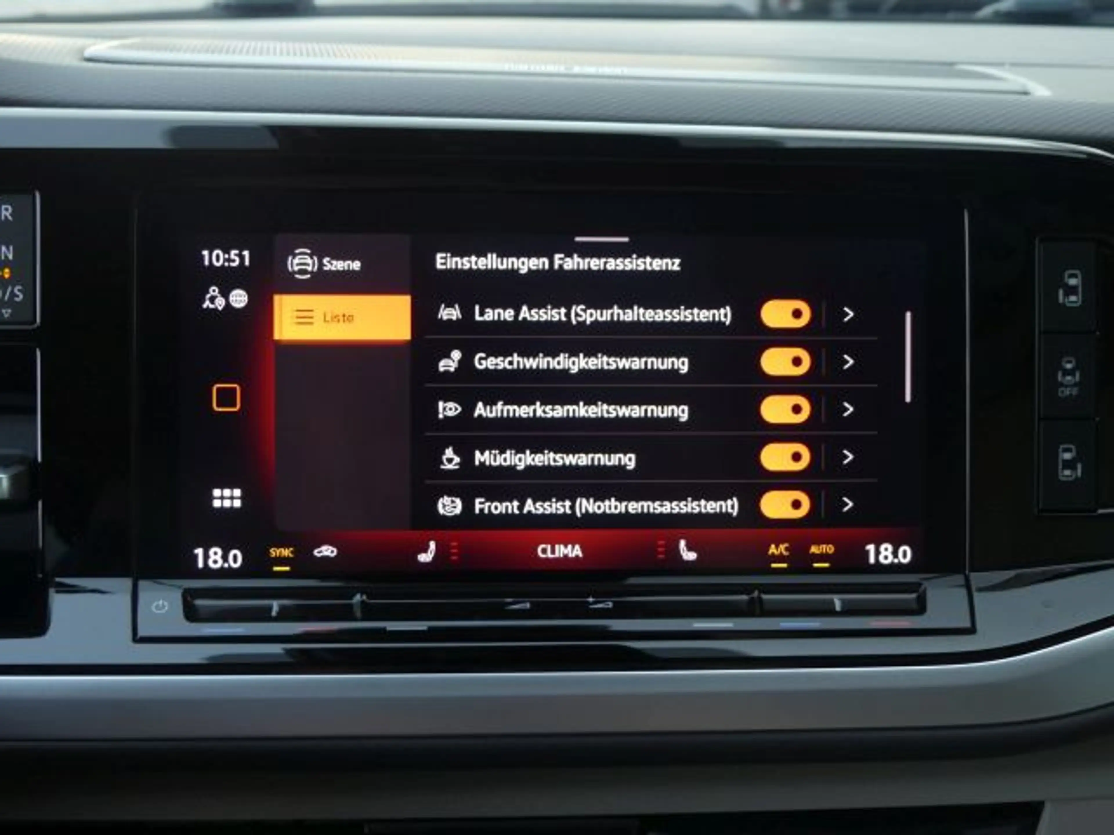 Volkswagen T7 Multivan Lg ACC°AHK°PanoStdhzg°HarmKard — photo 28