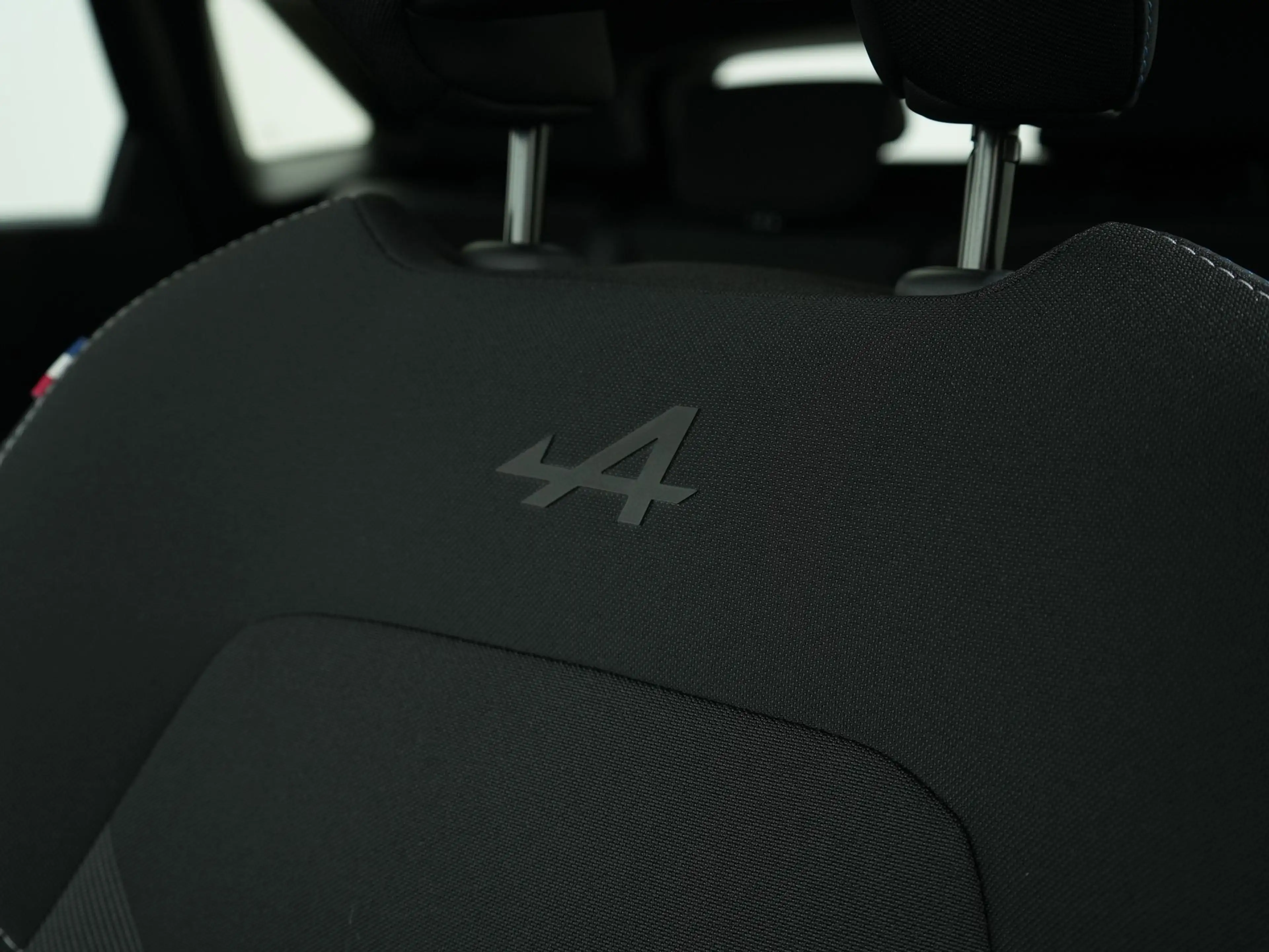 Renault Symbioz 1.8 E-TECH FULL HYBRID 160PK ESPRIT ALPINE | Panor — photo 28
