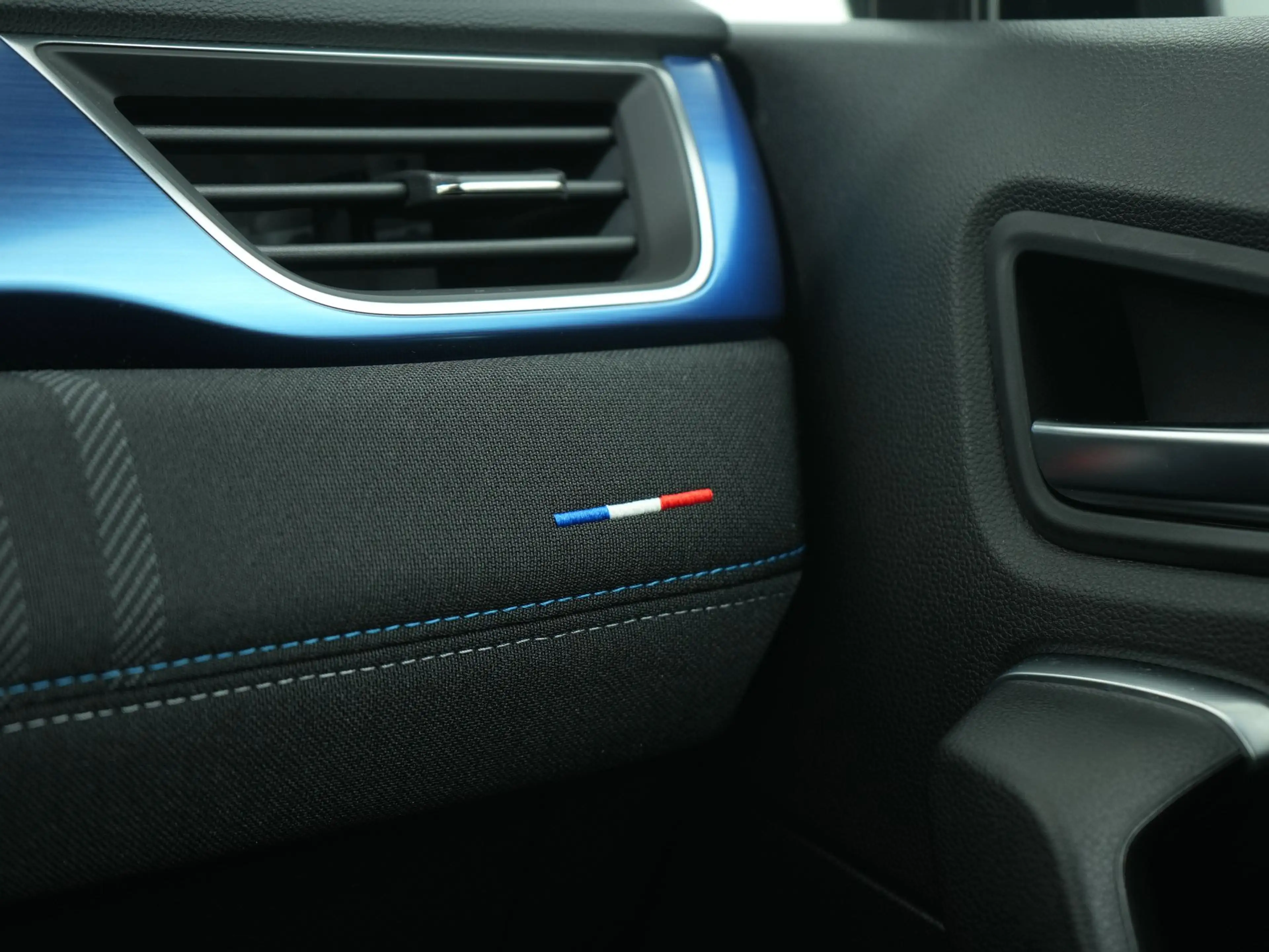 Renault Symbioz 1.8 E-TECH FULL HYBRID 160PK ESPRIT ALPINE | Panor — photo 36