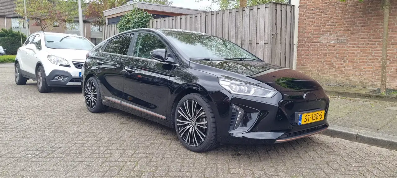 Hyundai Ioniq