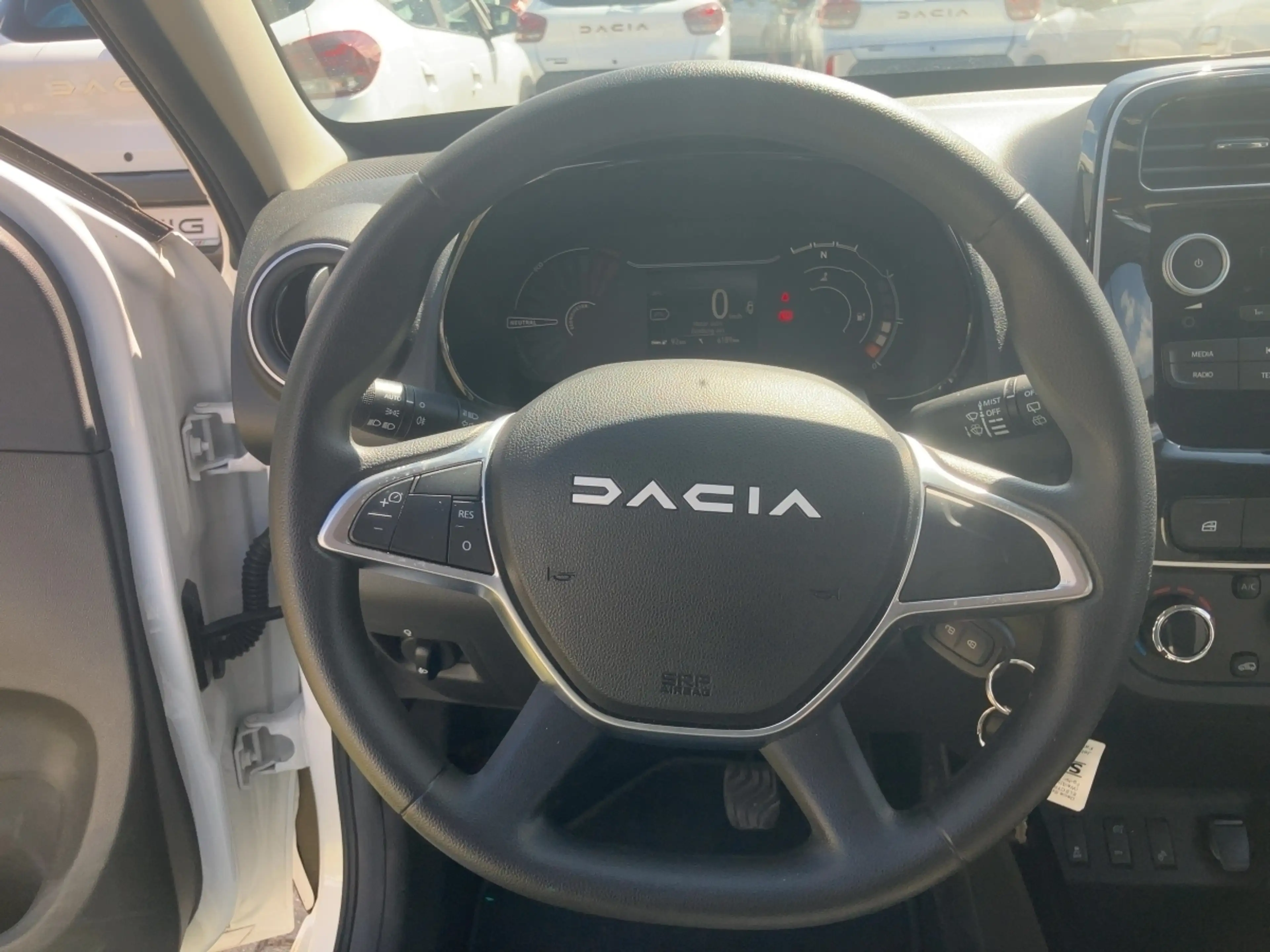 Dacia Spring Essential ELECTRIC 45 — photo 10
