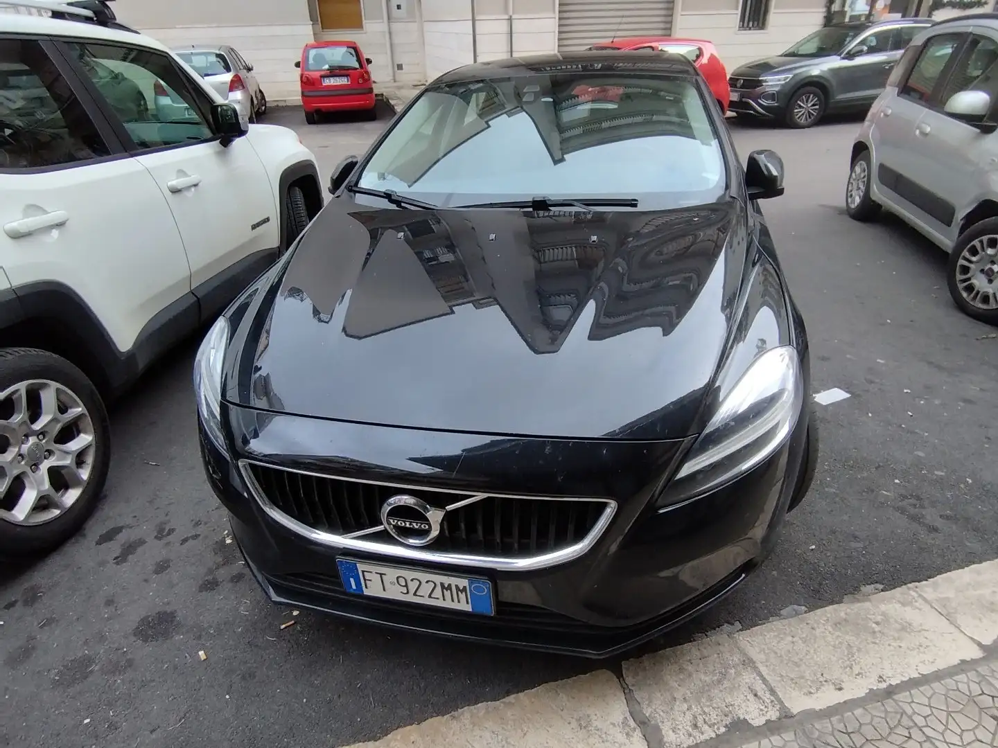 Volvo V40 2.0 d2 Business Plus geartronic my19 Nero - 1