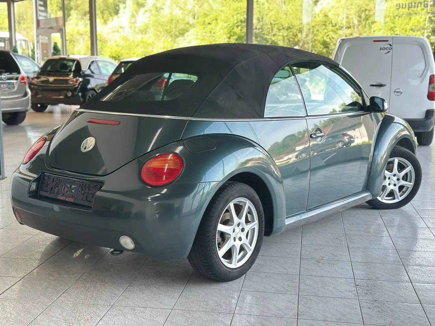 Volkswagen New Beetle 🟩1.6 ESSENCE 102CV - CABRIOLET - AIRCO Grün - 2