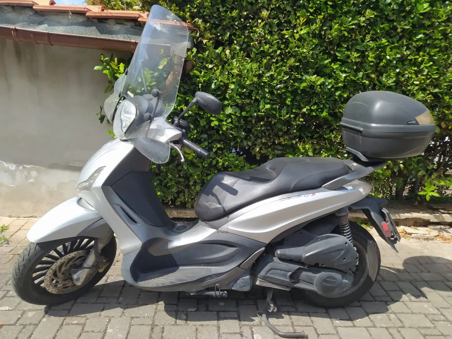 Piaggio Beverly 300 i.e. ABS ASR Argintiu - 2