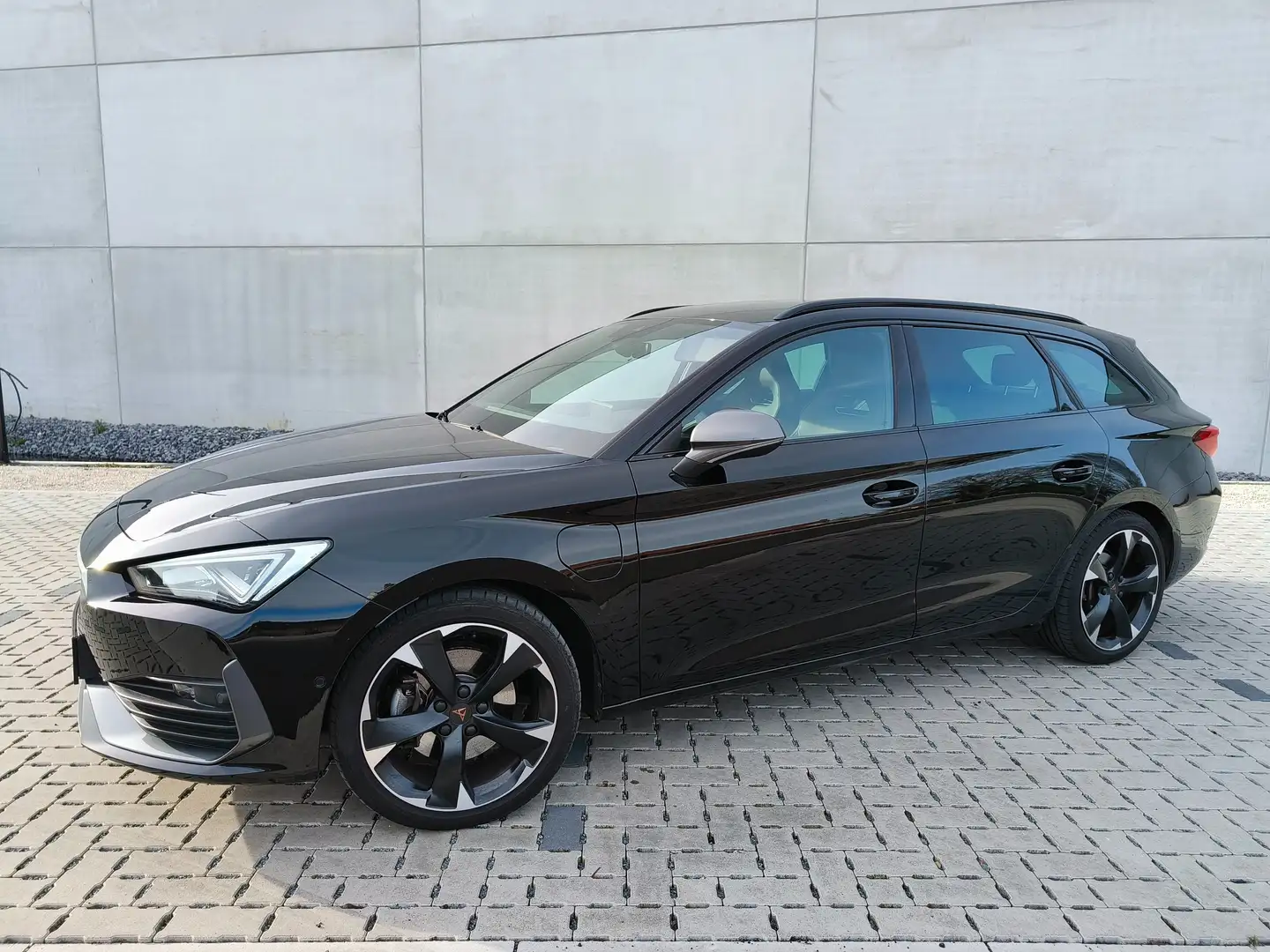 CUPRA Leon Leon Sportstourer 1.4 e-Hybrid (180kW) Noir - 1