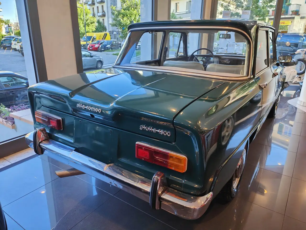 Alfa Romeo Giulia 1300, foto 8