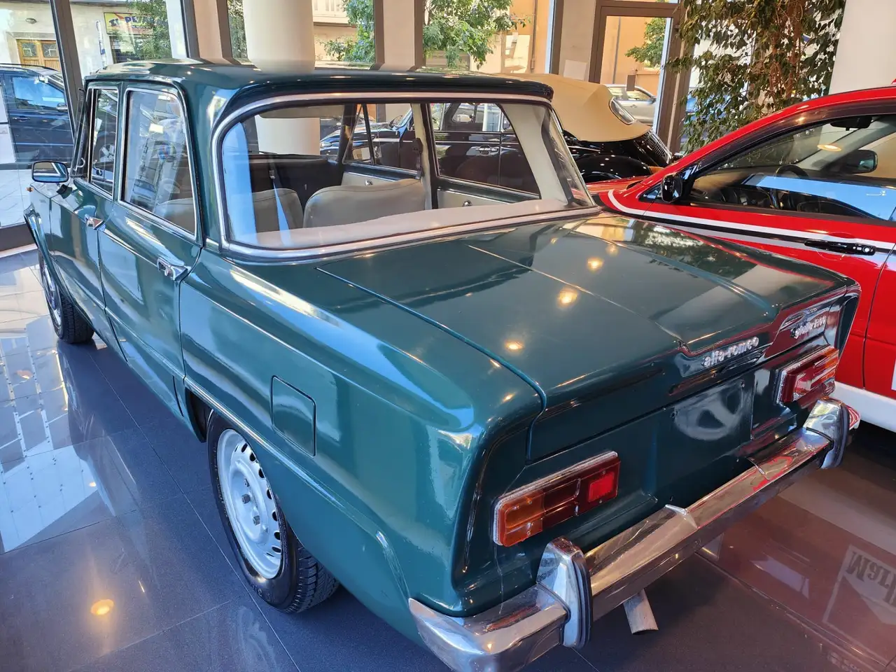 Alfa Romeo Giulia 1300, foto 4