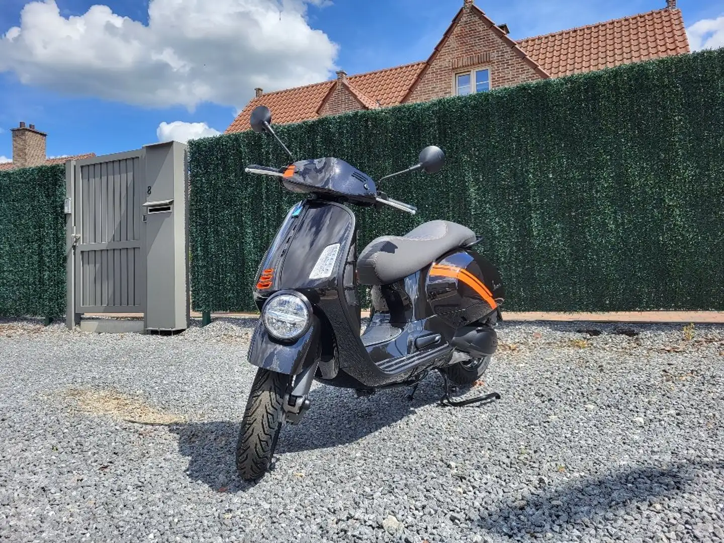 Vespa GTV 300 Model 2024, keyless Negru - 1