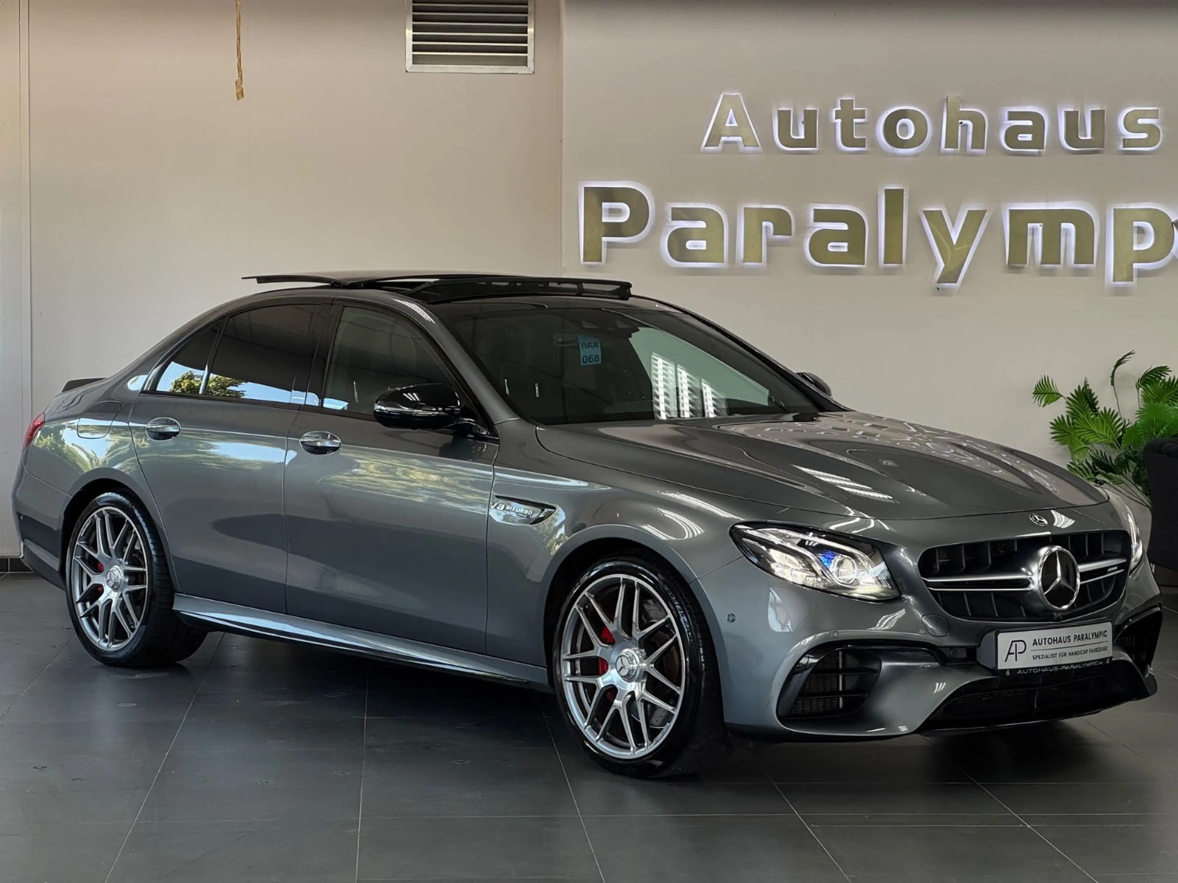 Mercedes-Benz E 63 AMG E 63 S AMG 4Matic+ PANO BURM HUD NIGHT 360*