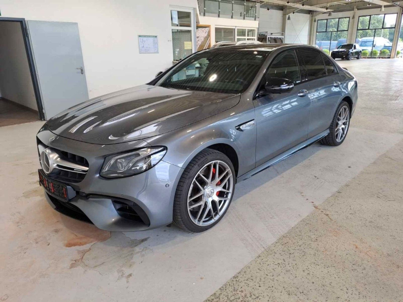 Mercedes-Benz E 63 AMG E 63 S AMG 4Matic+ PANO BURM HUD NIGHT 360*