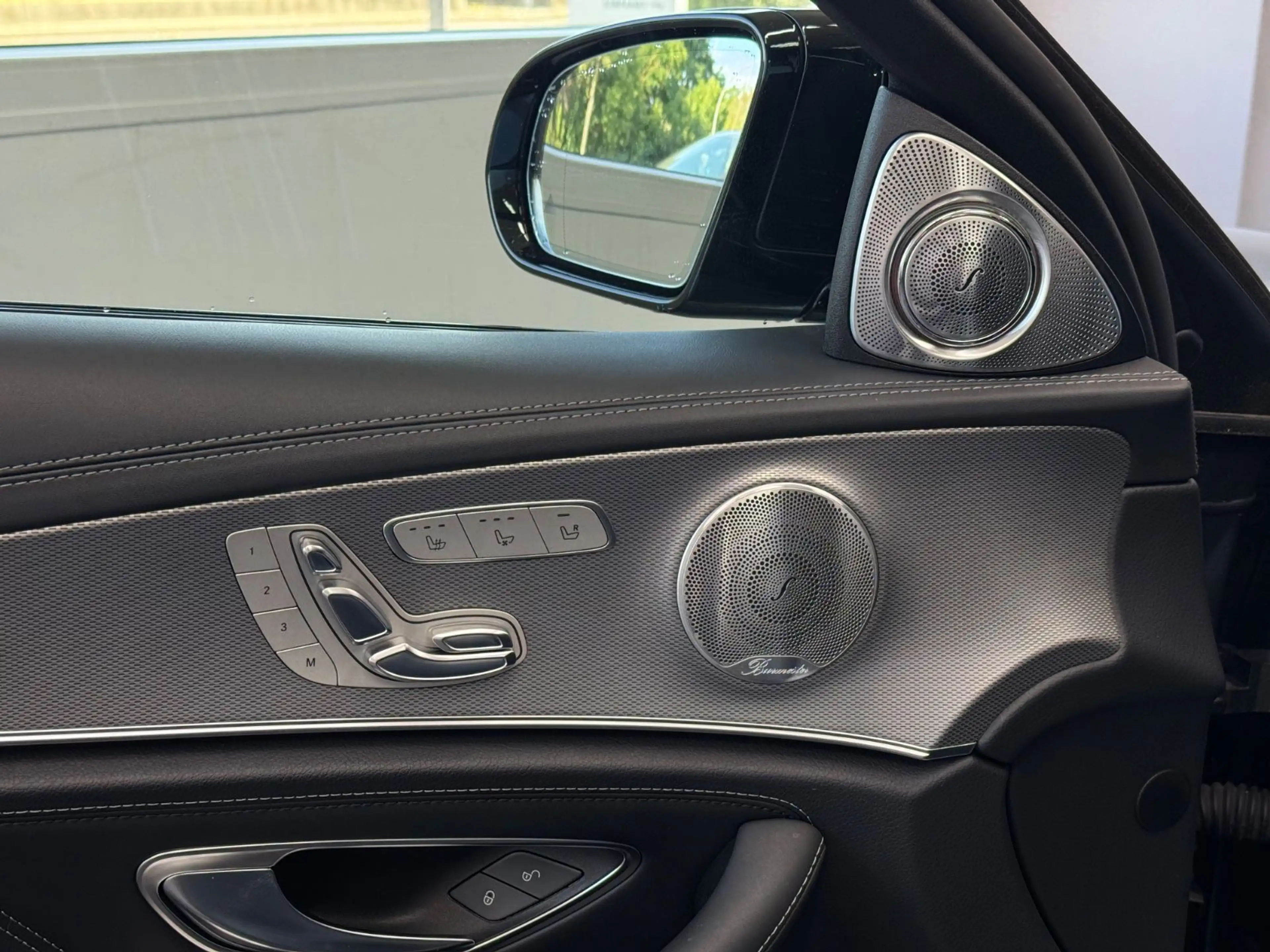 Mercedes-Benz E 63 AMG E 63 S AMG 4Matic+ PANO BURM HUD NIGHT 360* — photo 13