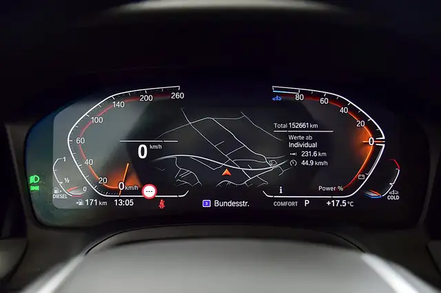 BMW 3 Series view 21