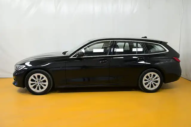 BMW 3 Series view 7