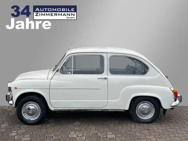 SEAT 600 E