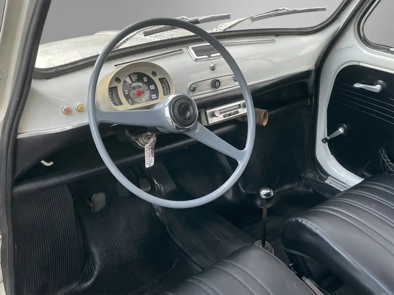 SEAT 600 E, foto 12