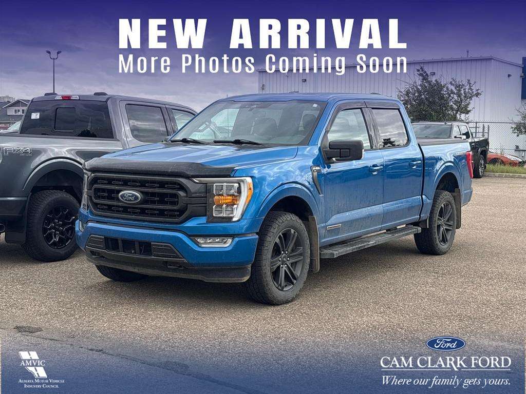 2021 Ford F-150 XLT Combining the strength of a 3.5L PowerBoost Fu