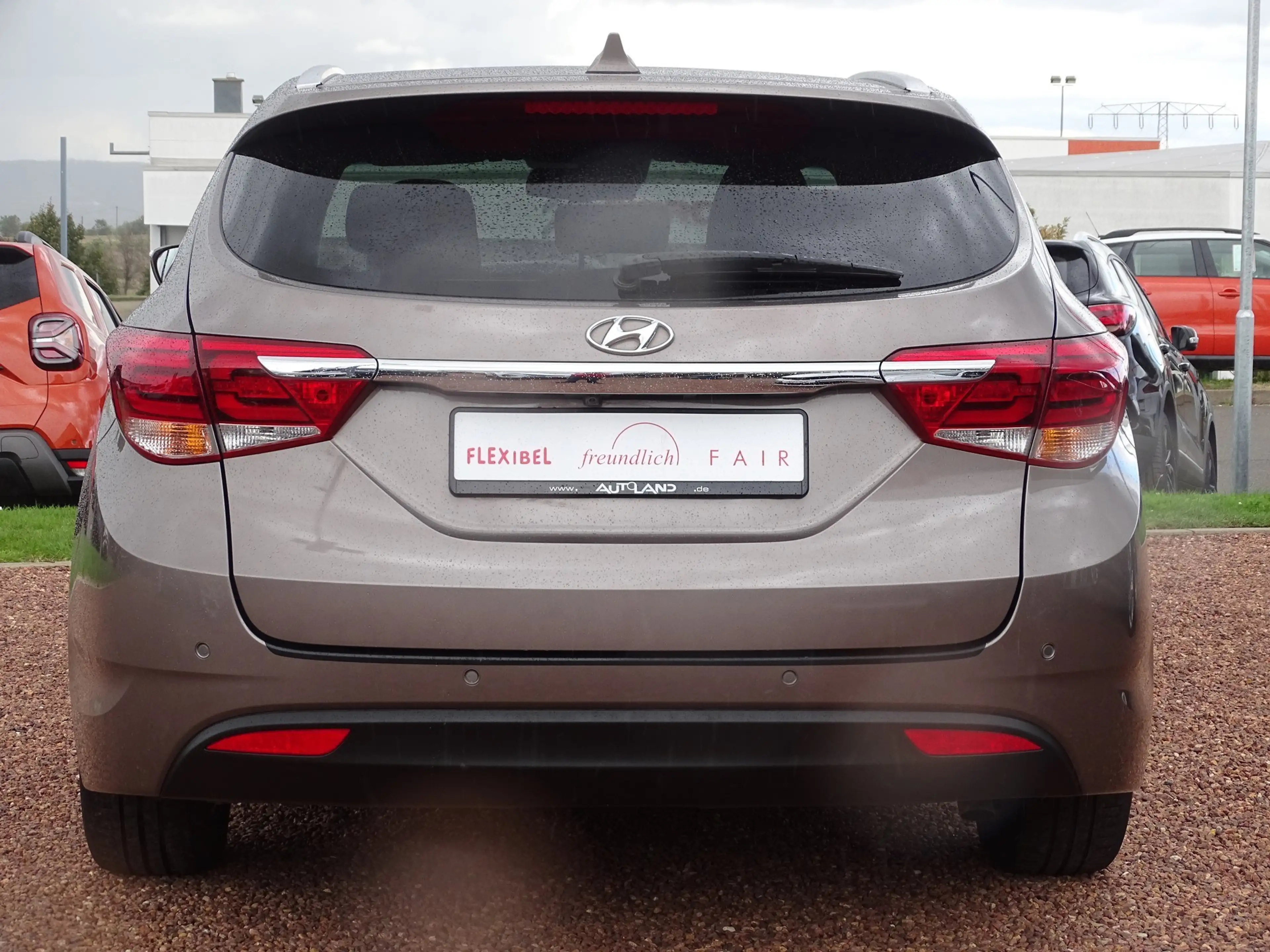 Hyundai i40 Kombi 1.6 blue Trend Navi Kamera Tempomat — photo 4