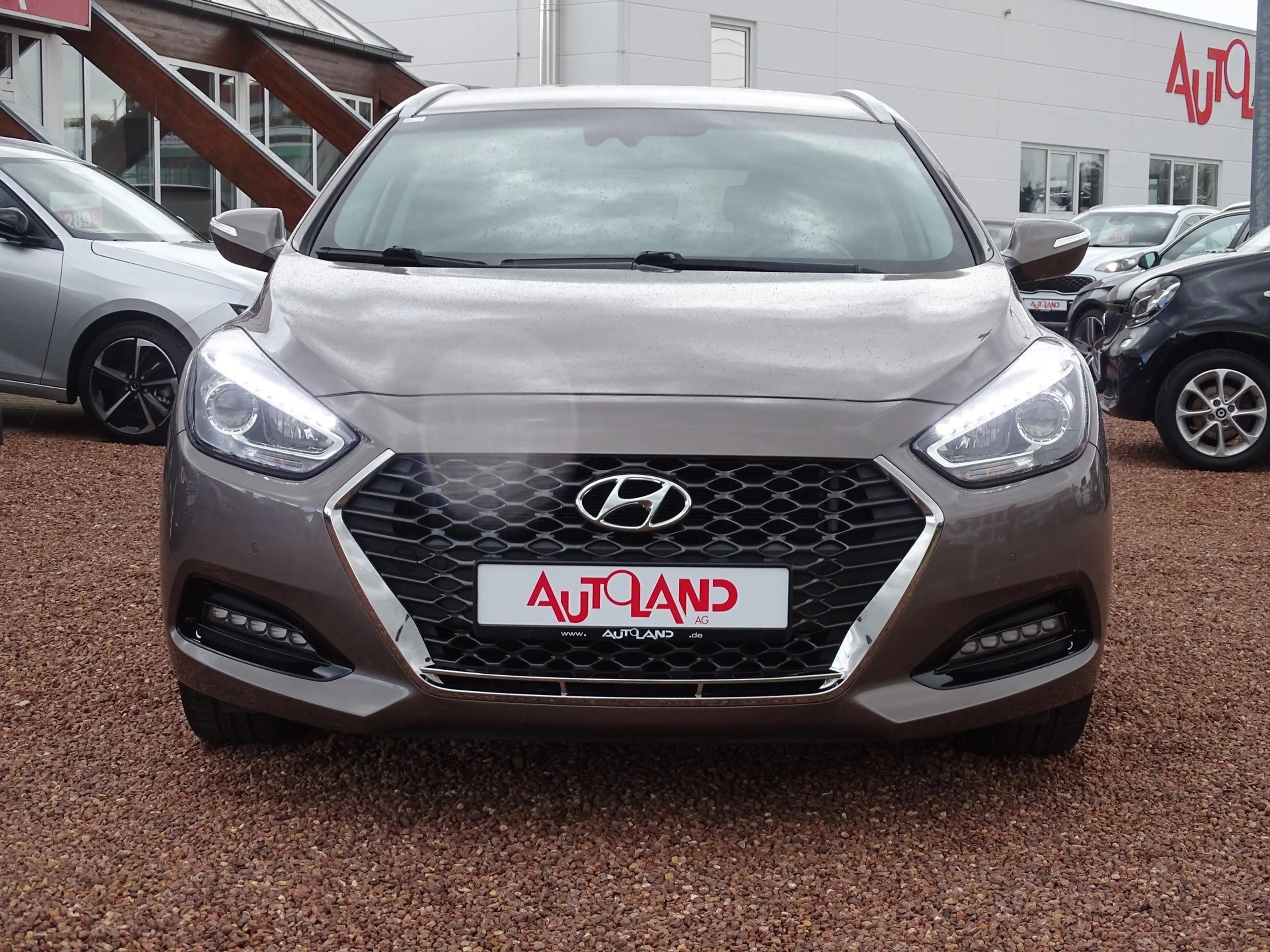Hyundai i40 Kombi 1.6 blue Trend Navi Kamera Tempomat — photo 6