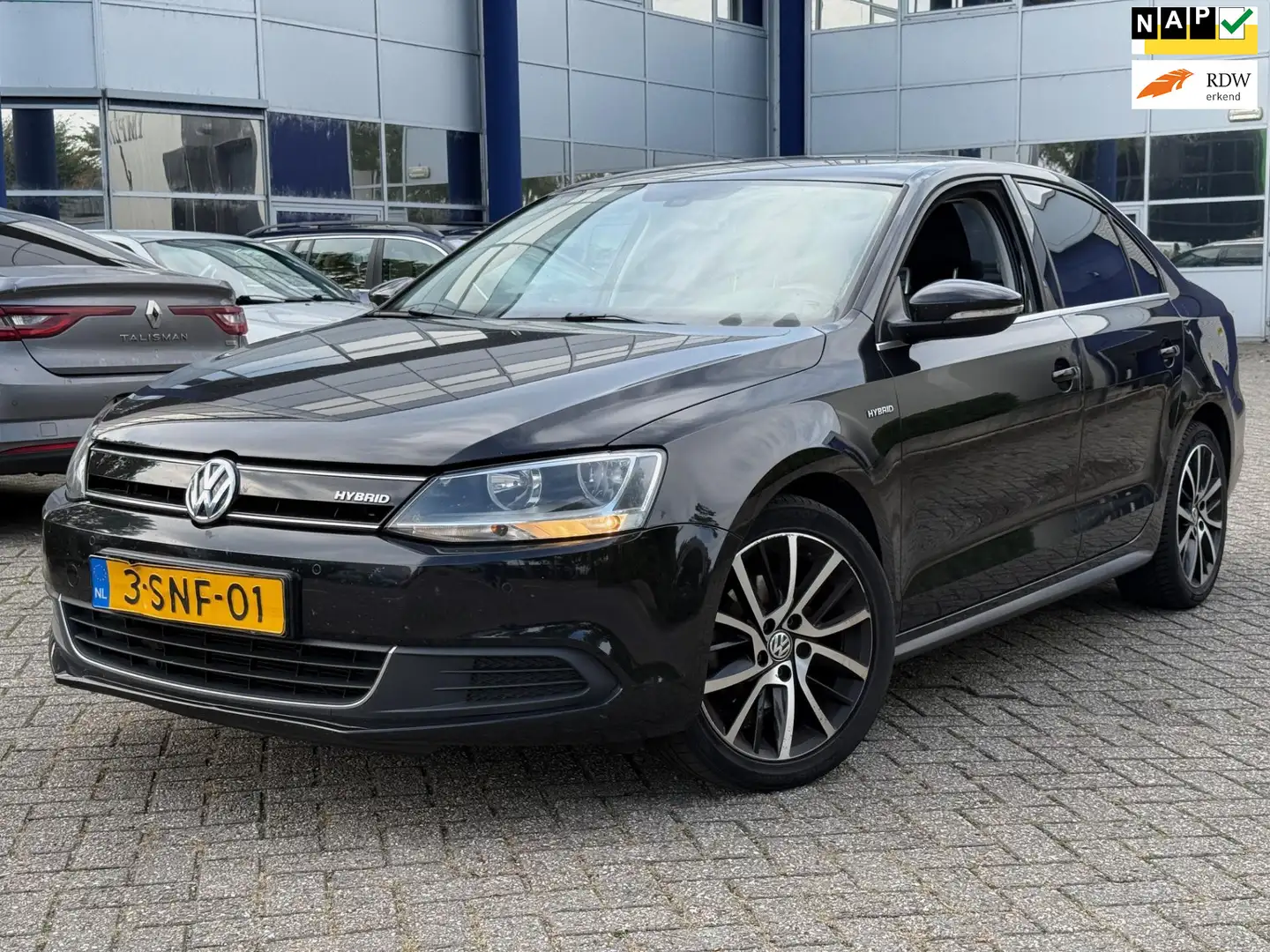 Volkswagen Jetta 1.4 TSI Hybrid Comfortline Negro - 1