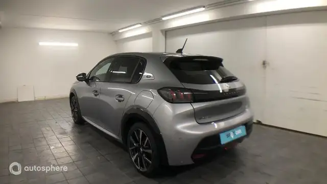 Peugeot E-208 view 7