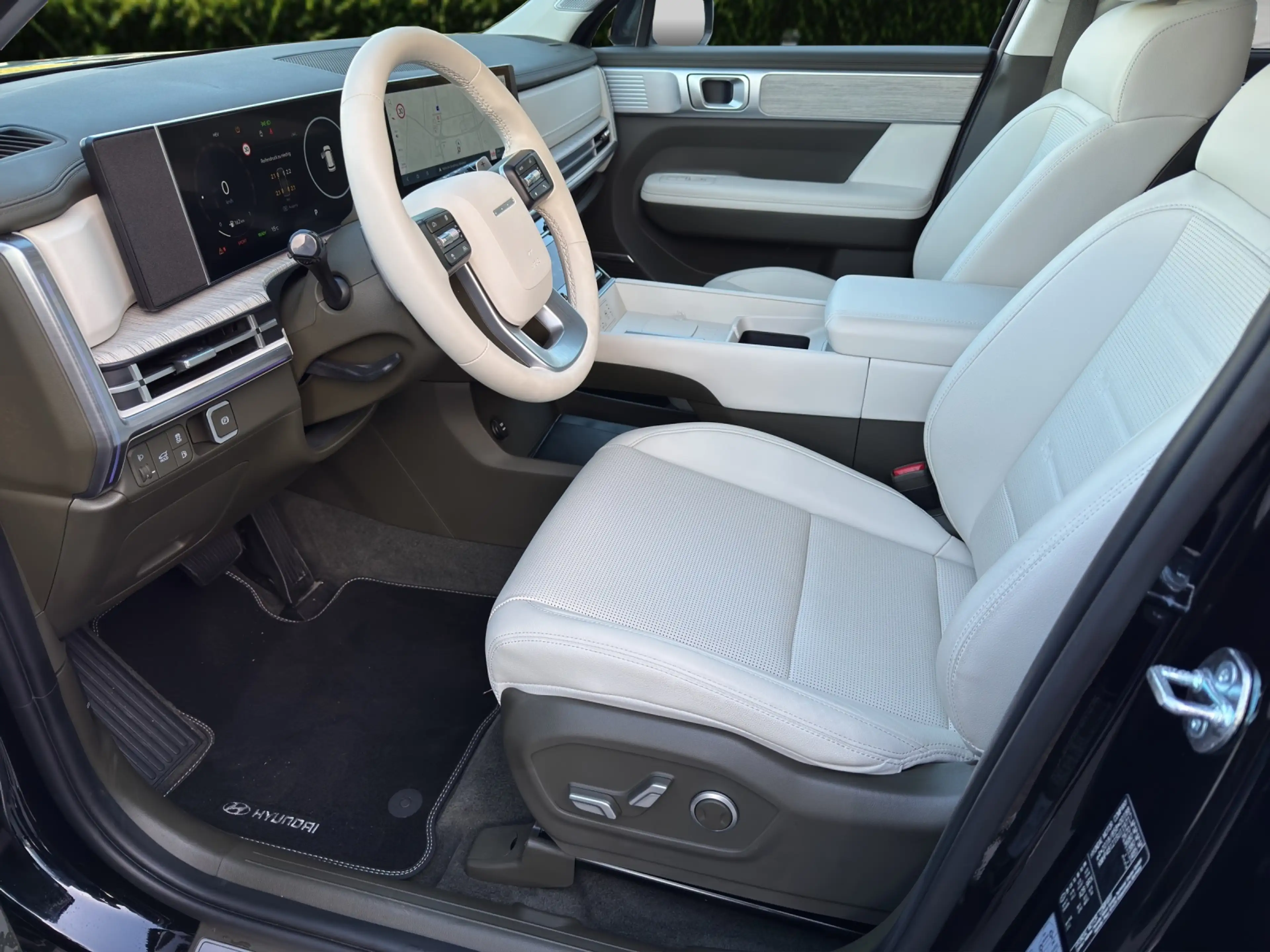 Hyundai SANTA FE Plug-In-Hybrid 1.6 T-GDi Signature NSCC/VIRTUAL... — photo 9